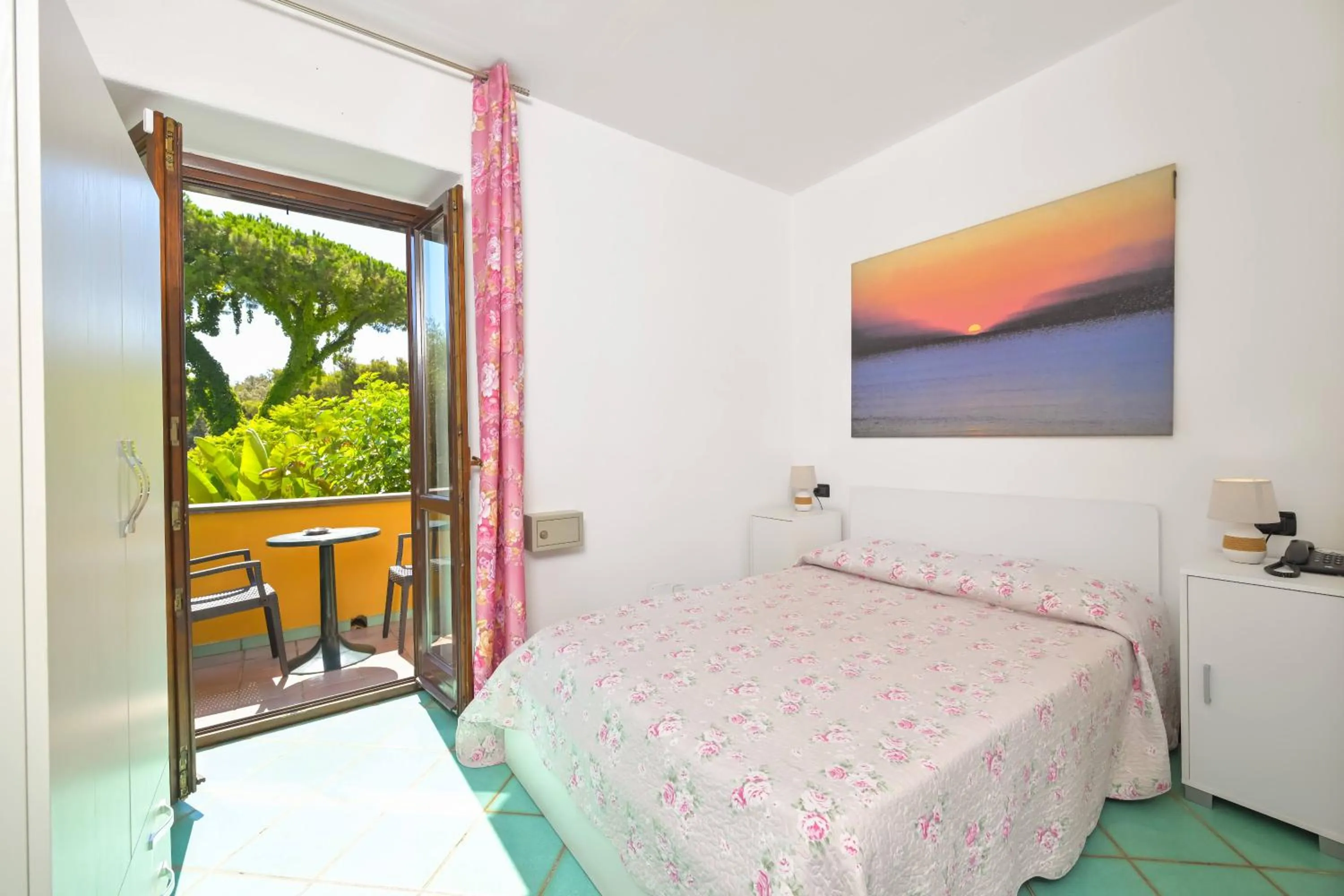 Bed in Hotel Annabelle