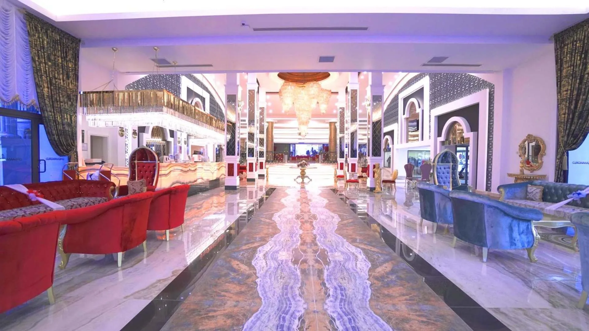 Lobby or reception in Dream World Palace