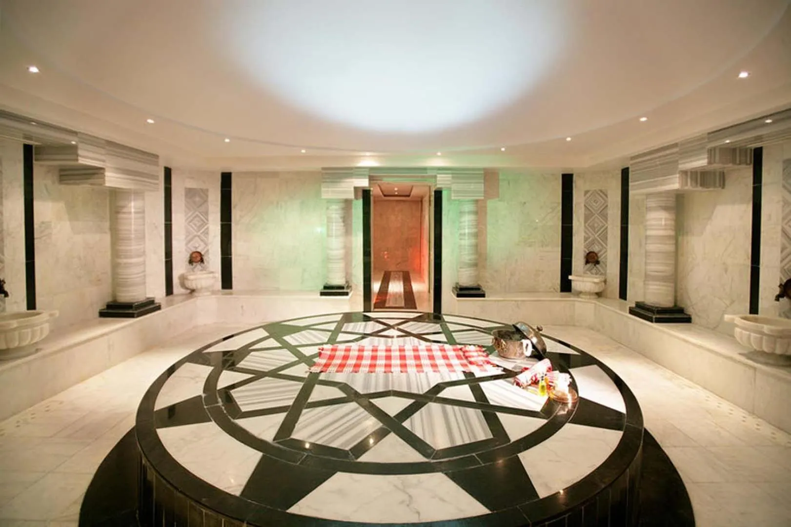 Public Bath in Dream World Palace