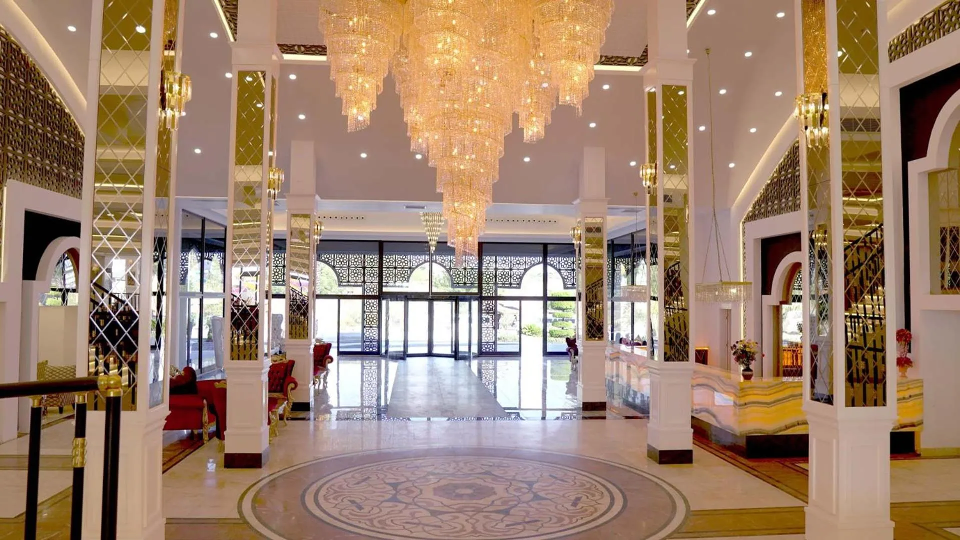 Lobby or reception in Dream World Palace