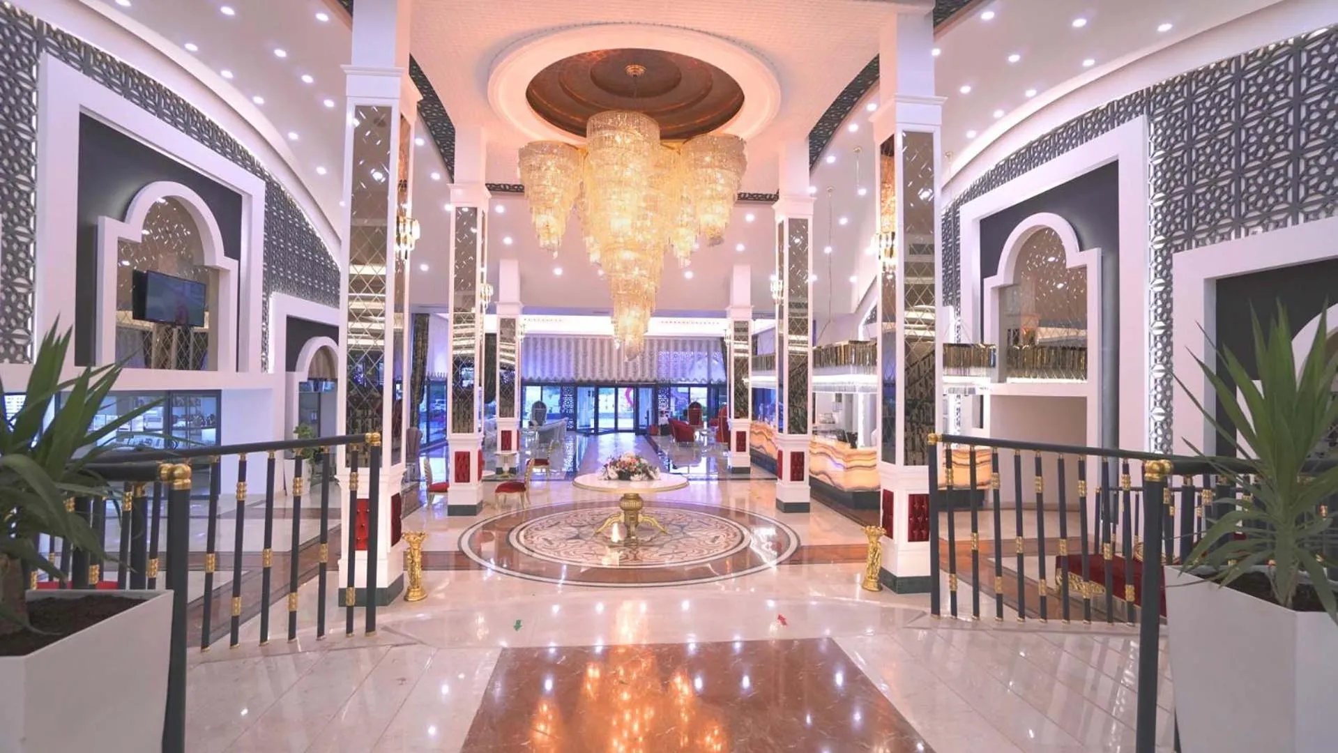 Lobby or reception in Dream World Palace