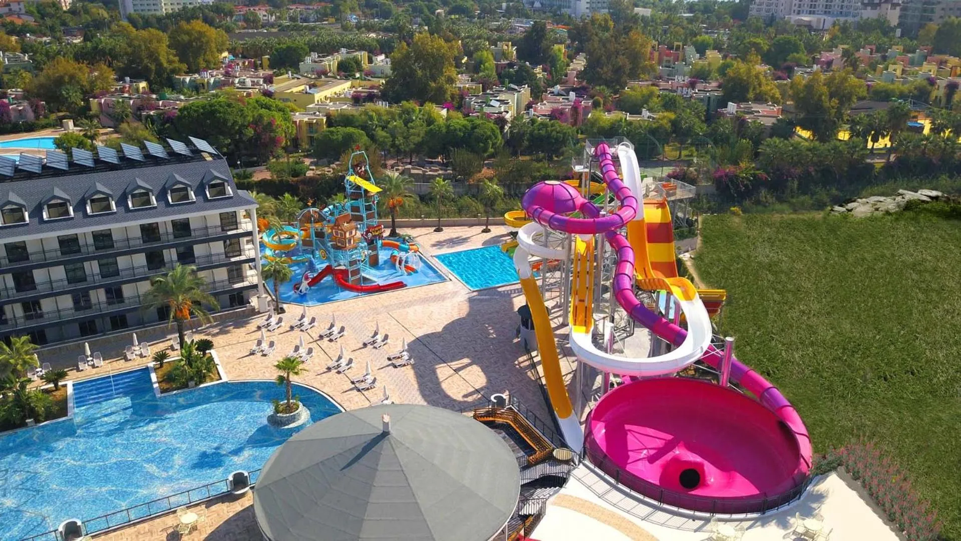 Bird's eye view in Dream World Palace