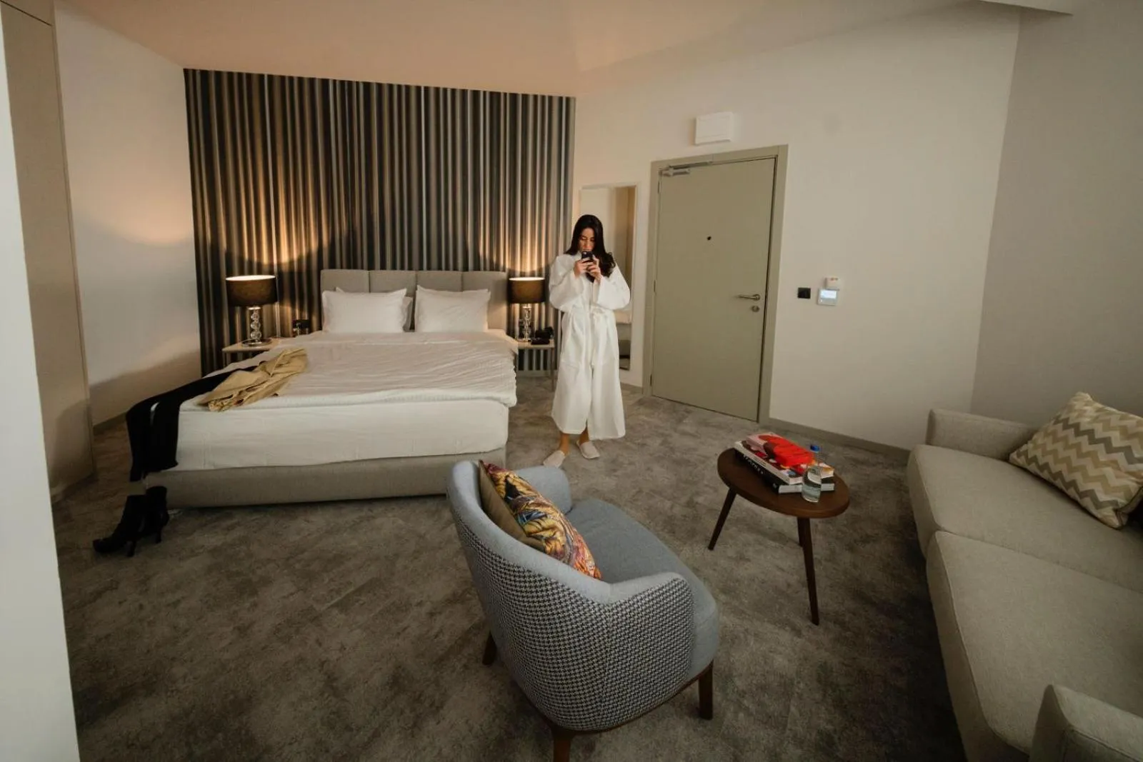 Photo of the whole room, Bed in Botanica Residence