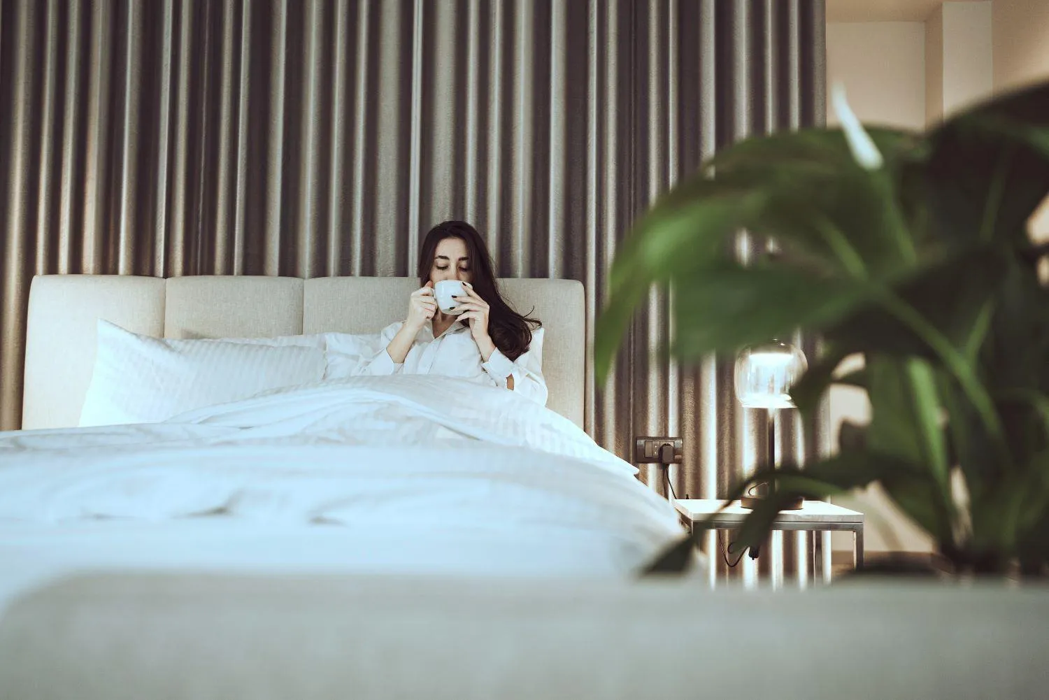 Bedroom, Bed in Botanica Residence