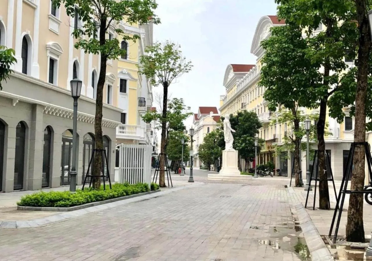 Quiet street view in NDC MISA Hotel