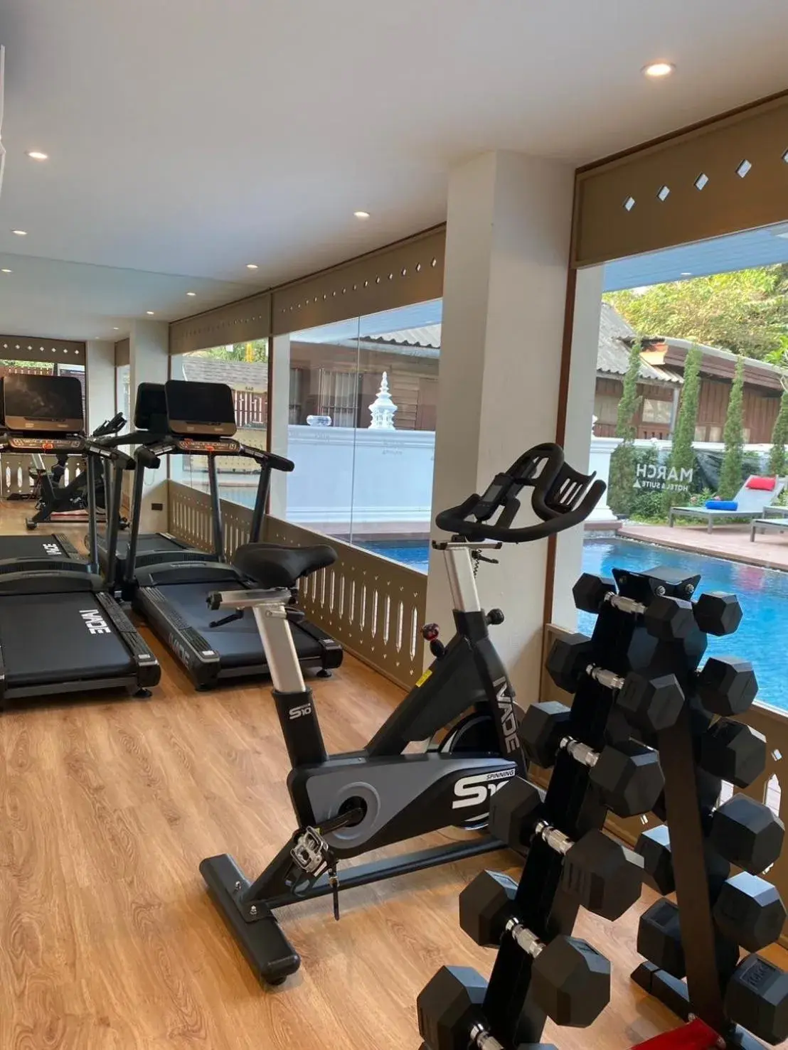 Fitness centre/facilities in March Hotel & Suite Riverside Fitness centre/facilities in March Hotel & Suite Riverside