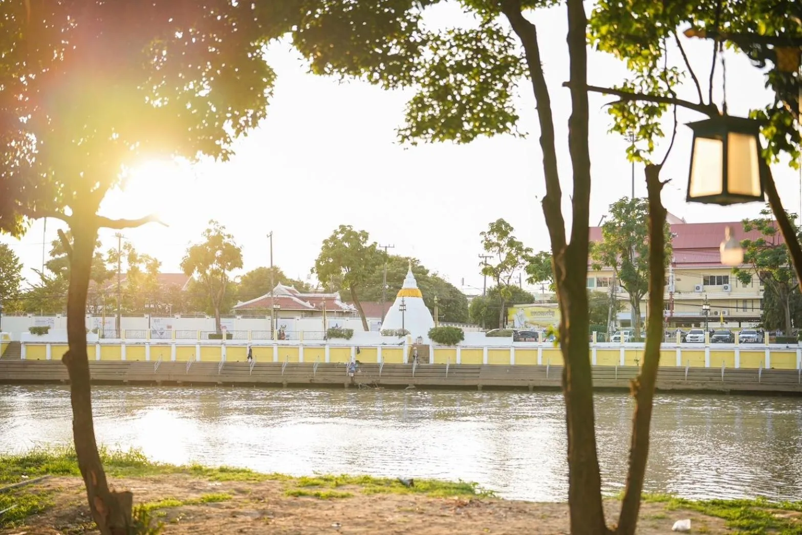 River view in March Hotel & Suite Riverside