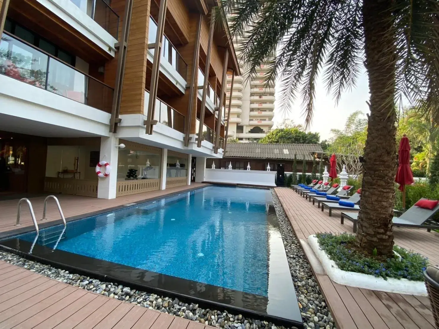 Swimming pool in March Hotel & Suite Riverside Swimming pool in March Hotel & Suite Riverside
