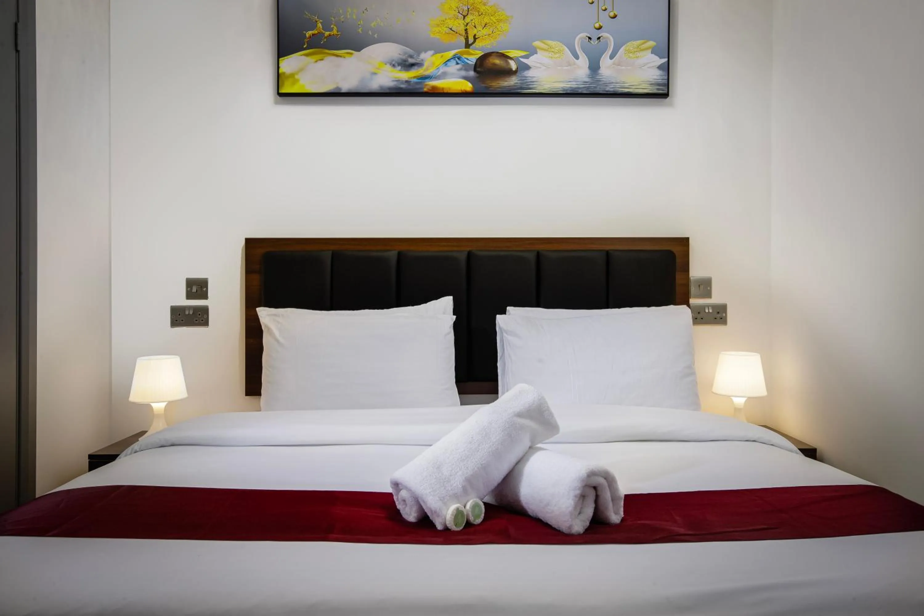 Bed in Empire Inn