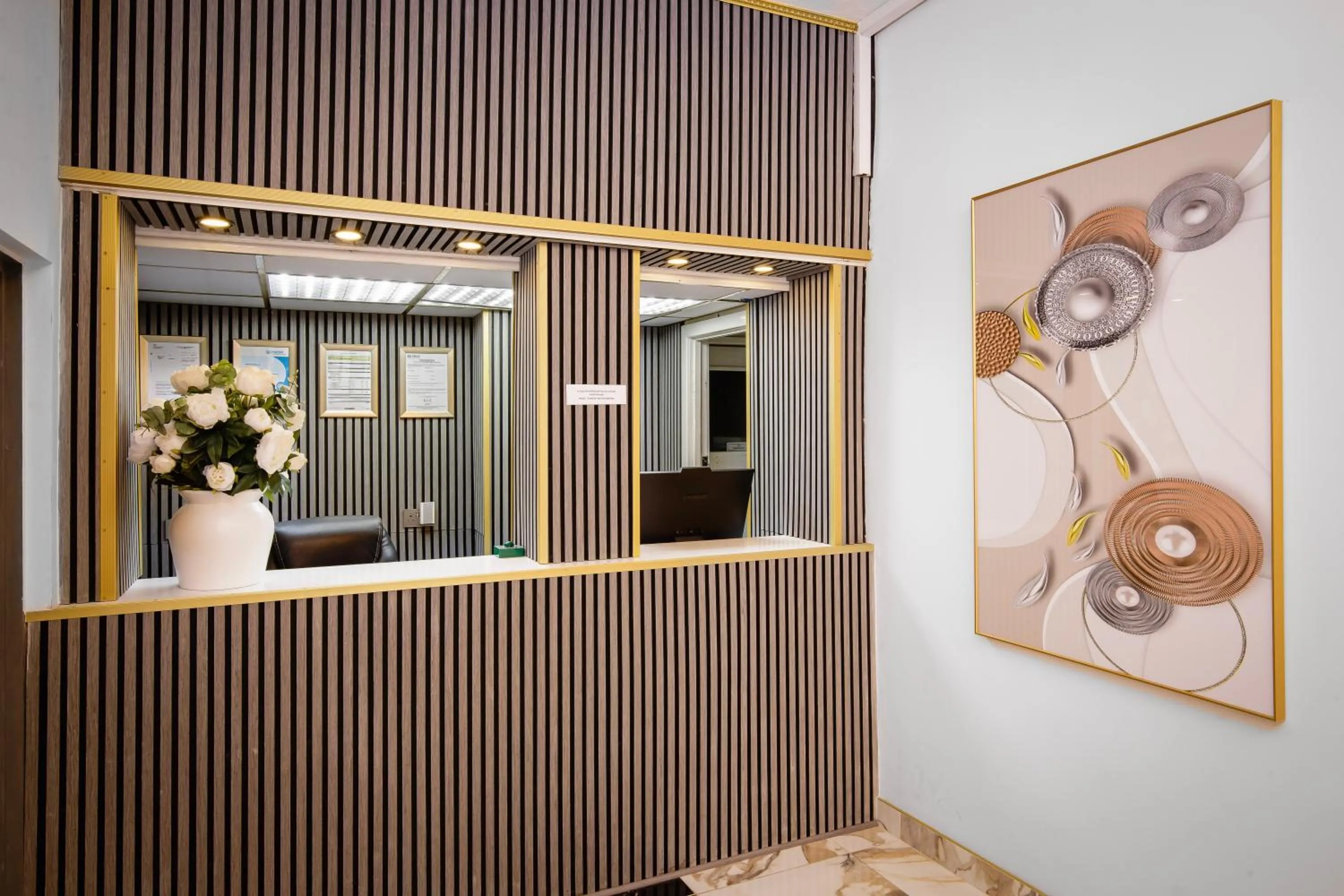 Lobby or reception in Empire Inn