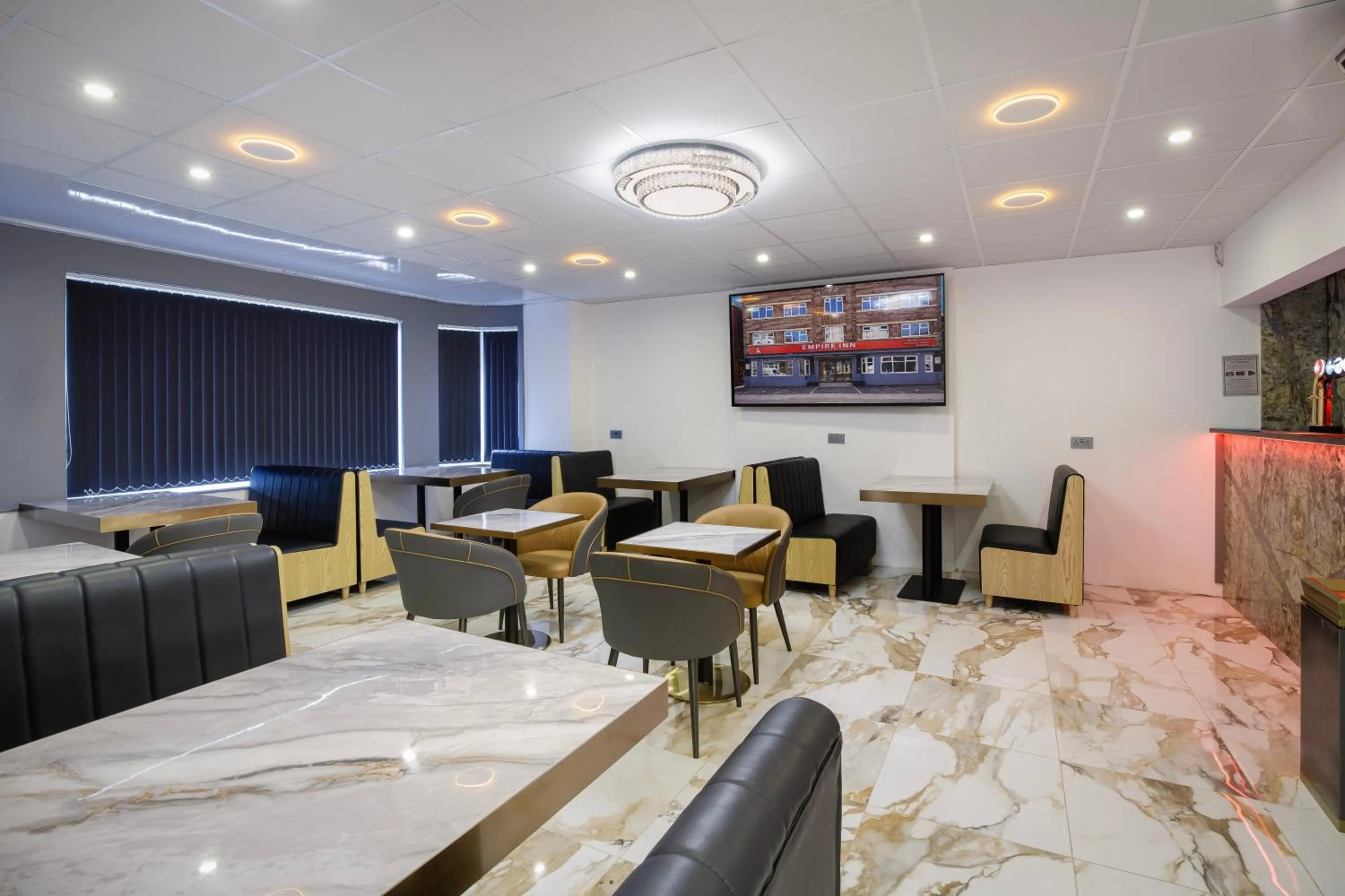 Restaurant/places to eat in Empire Inn