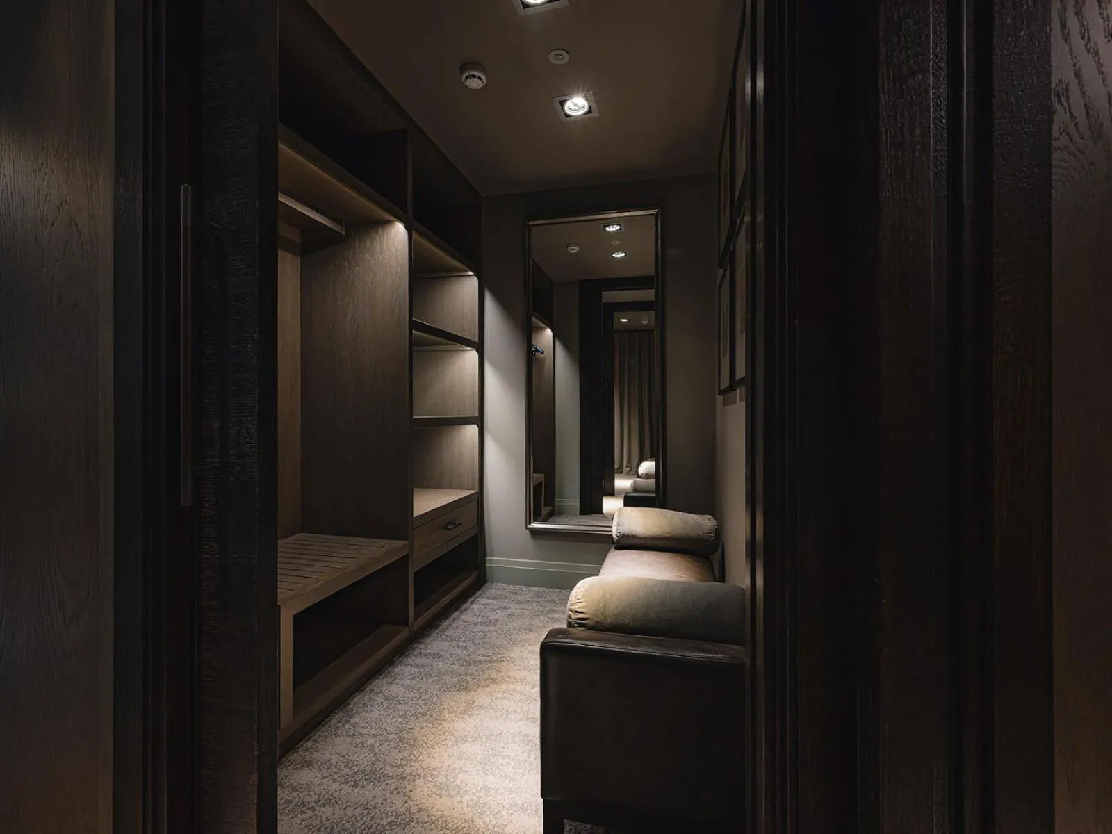 wardrobe, Bed in Dakota Newcastle