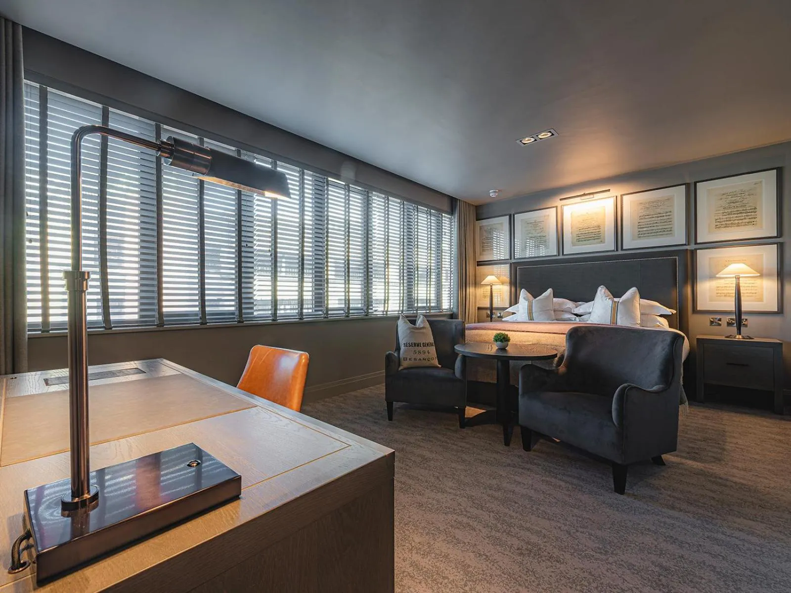 Photo of the whole room in Dakota Newcastle