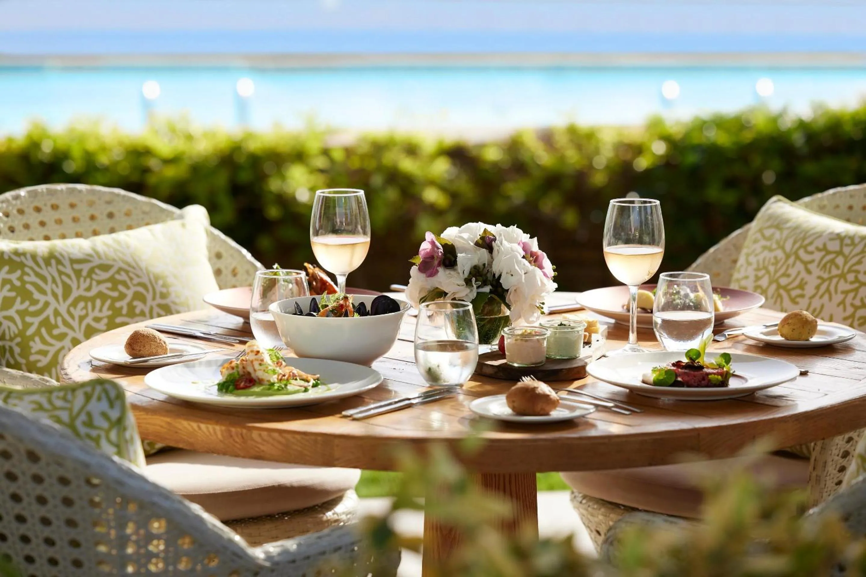 Restaurant/places to eat in Ikos Oceania