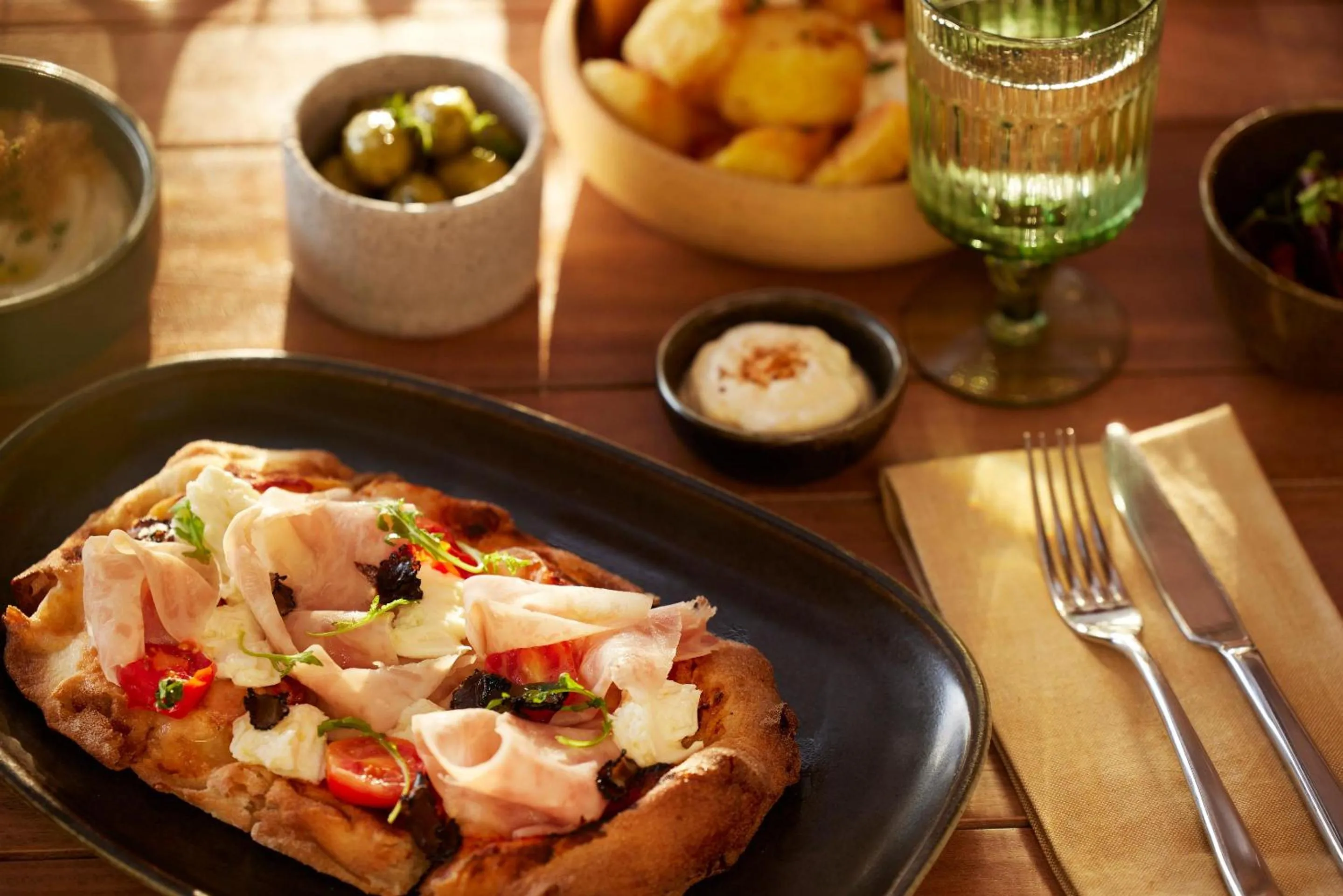 Restaurant/places to eat in Ikos Oceania