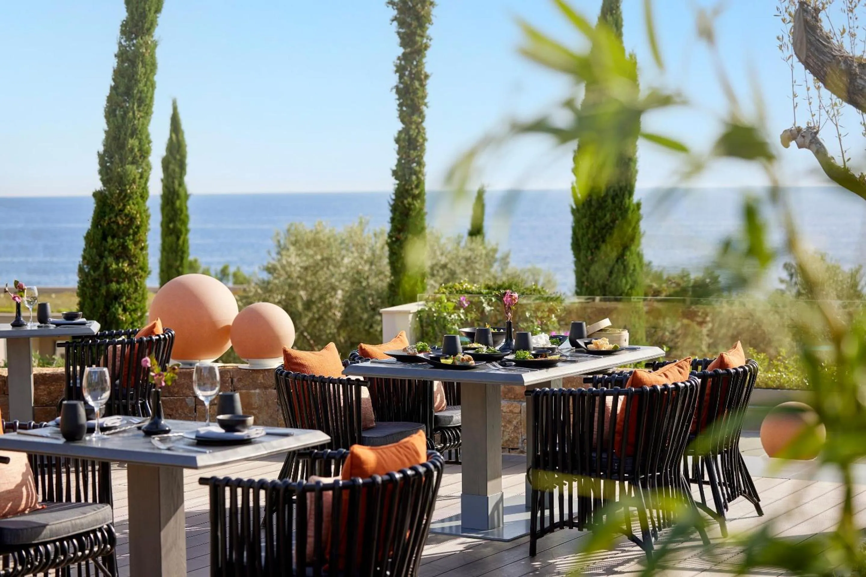 Restaurant/places to eat in Ikos Oceania