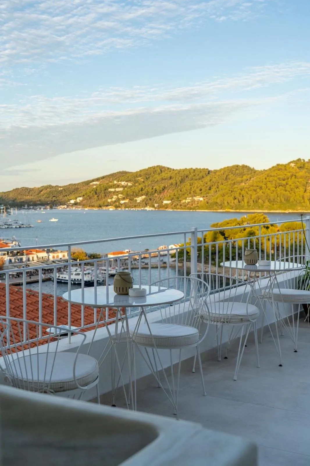Noemia Skiathos