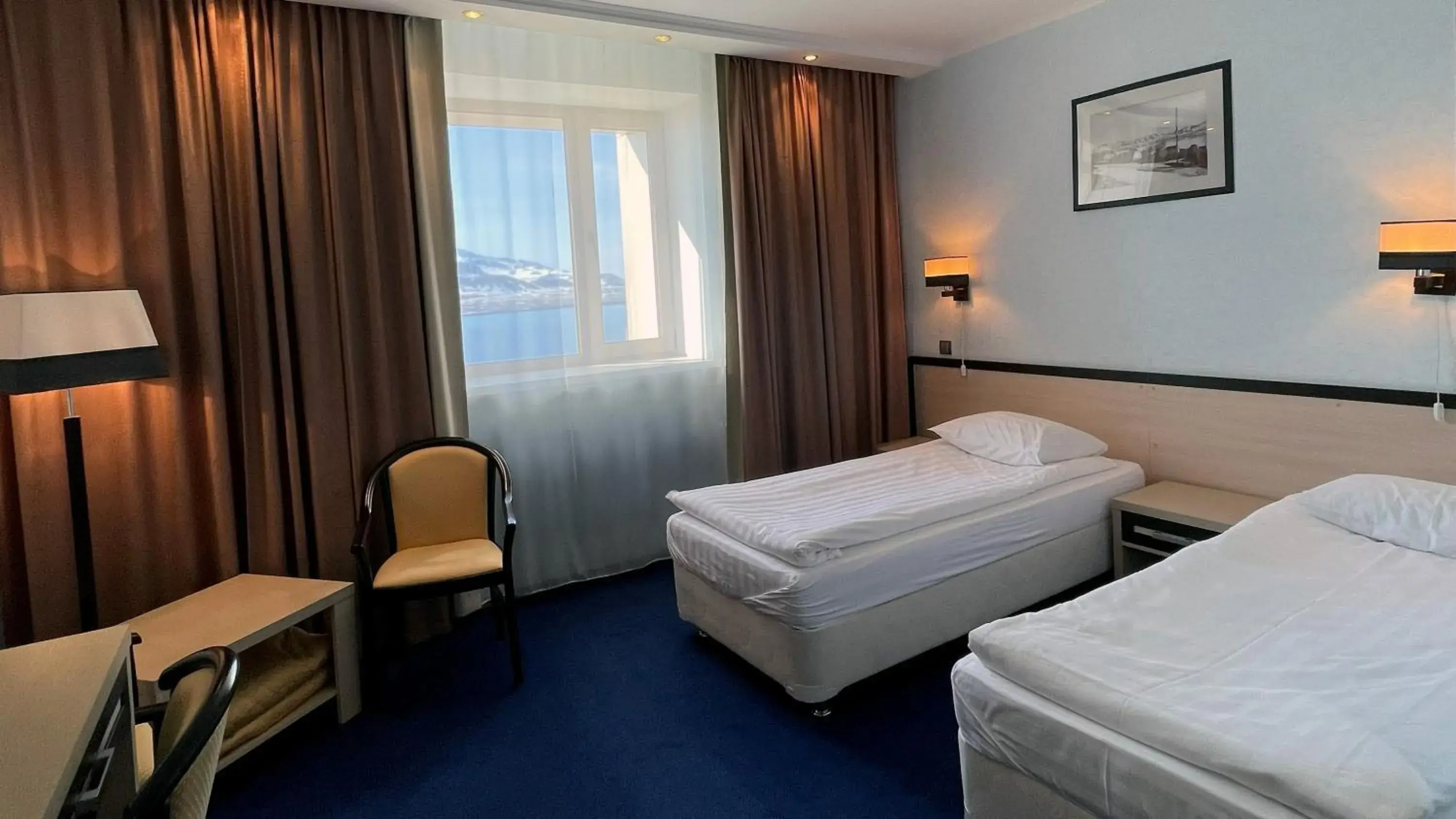 Twin Room in Hotel Barentsburg Twin Room in Hotel Barentsburg