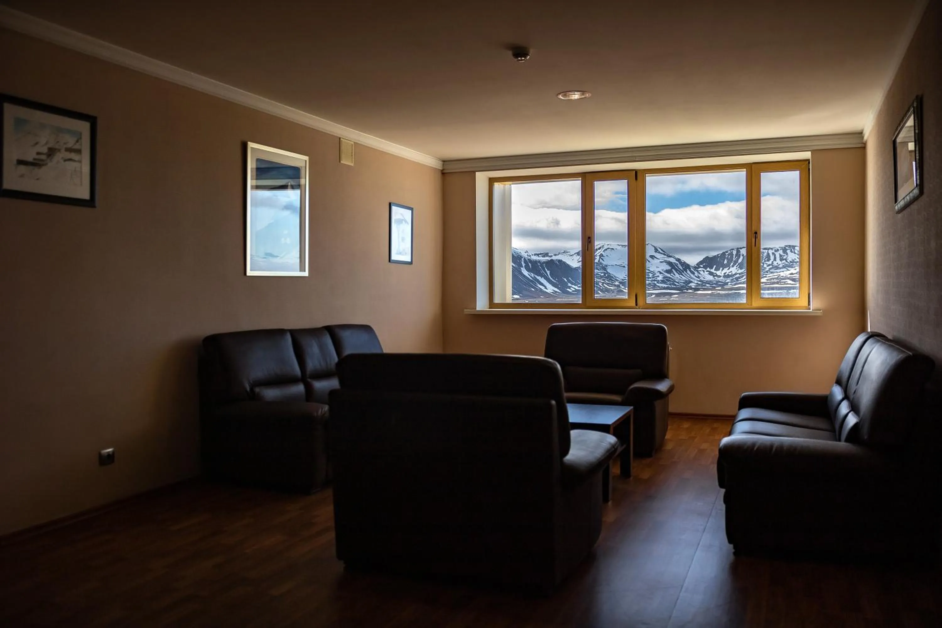 Seating area in Hotel Barentsburg