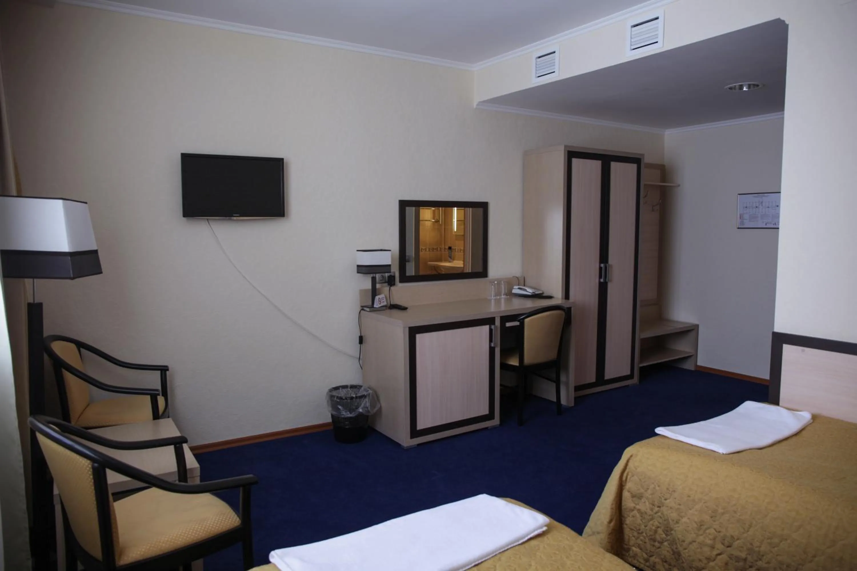 Twin Room in Hotel Barentsburg