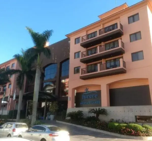Two-Bedroom Apartment in Jurere Beach Village Two-Bedroom Apartment in Jurere Beach Village