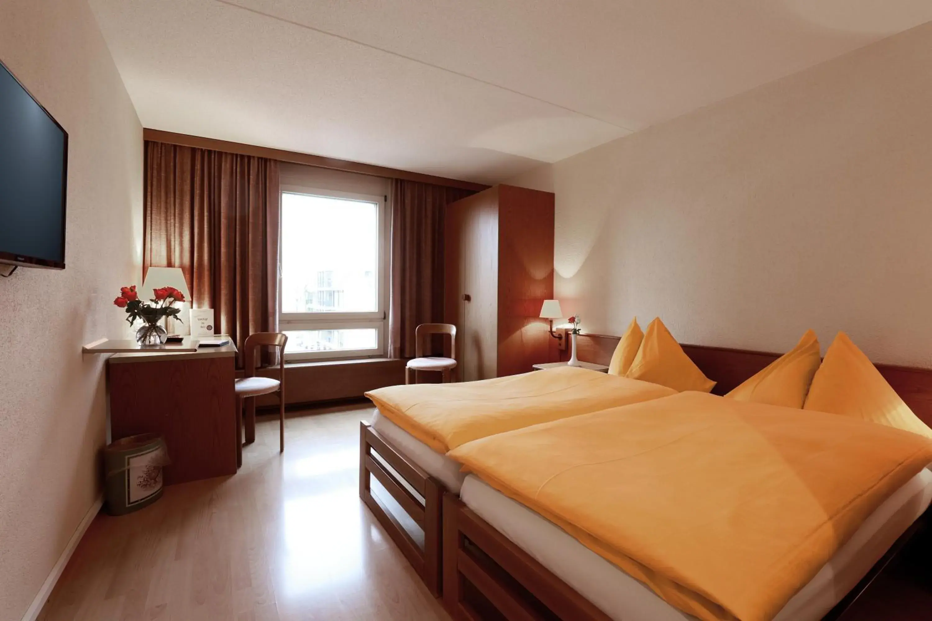 Standard Double or Twin Room - single occupancy in Hotel Thurgauerhof Self-Check-in Standard Double or Twin Room - single occupancy in Hotel Thurgauerhof Self-Check-in