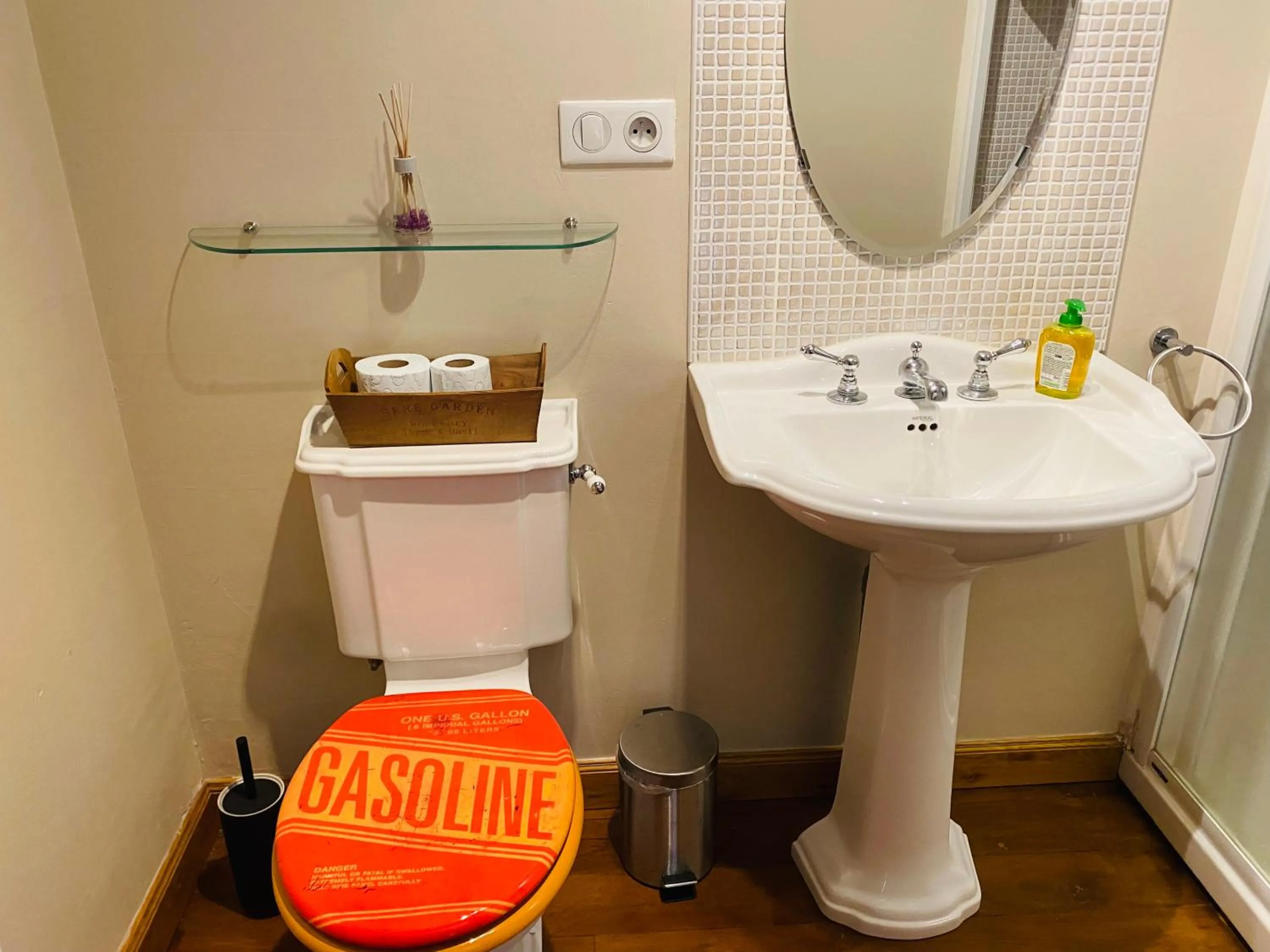 Bathroom in Moulin du Fontcourt