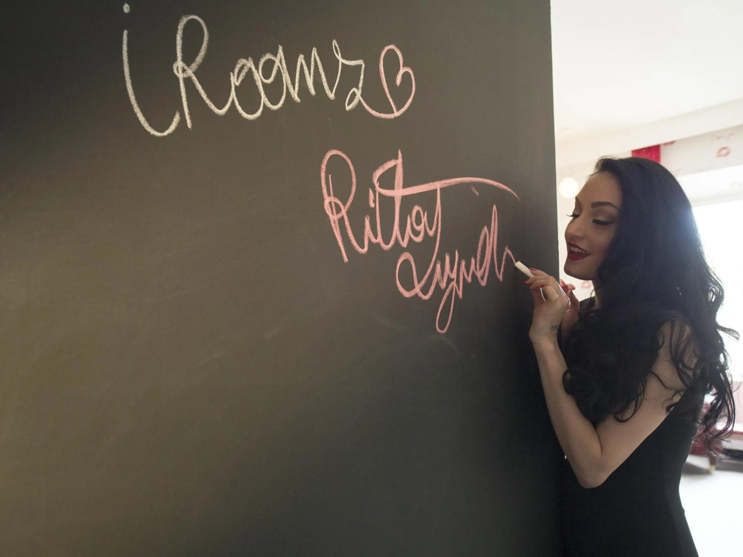 Decorative detail in iRooms Campo dei Fiori