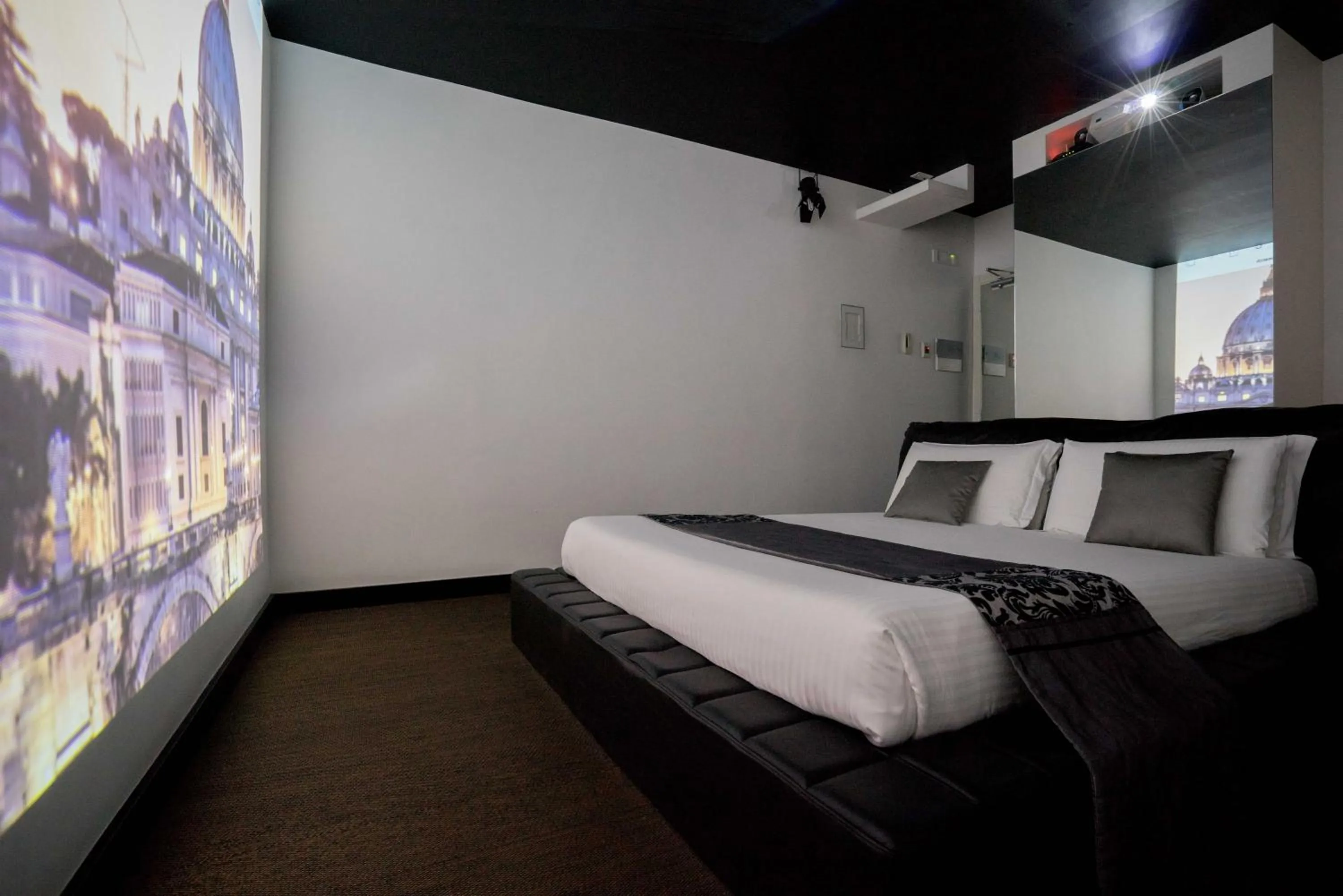 Bedroom, Bed in iRooms Campo dei Fiori