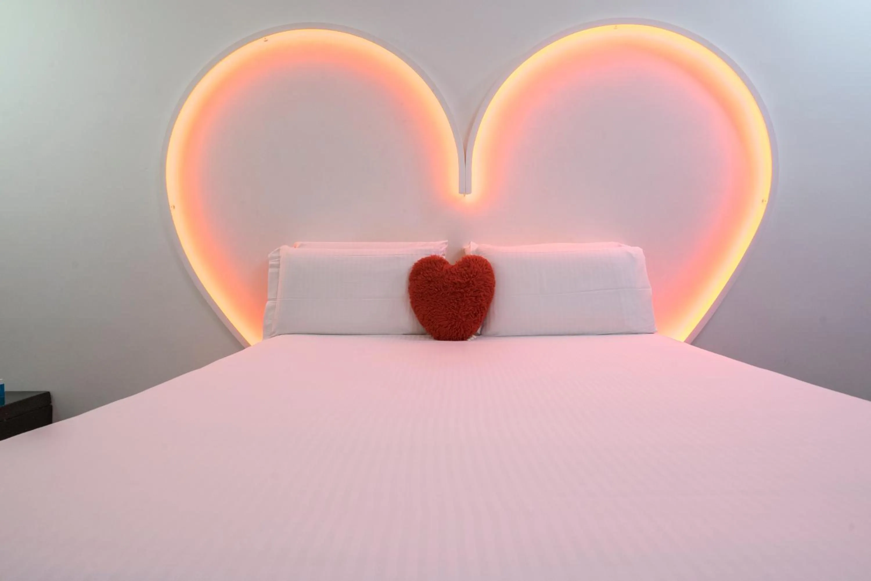 Bedroom, Bed in iRooms Campo dei Fiori