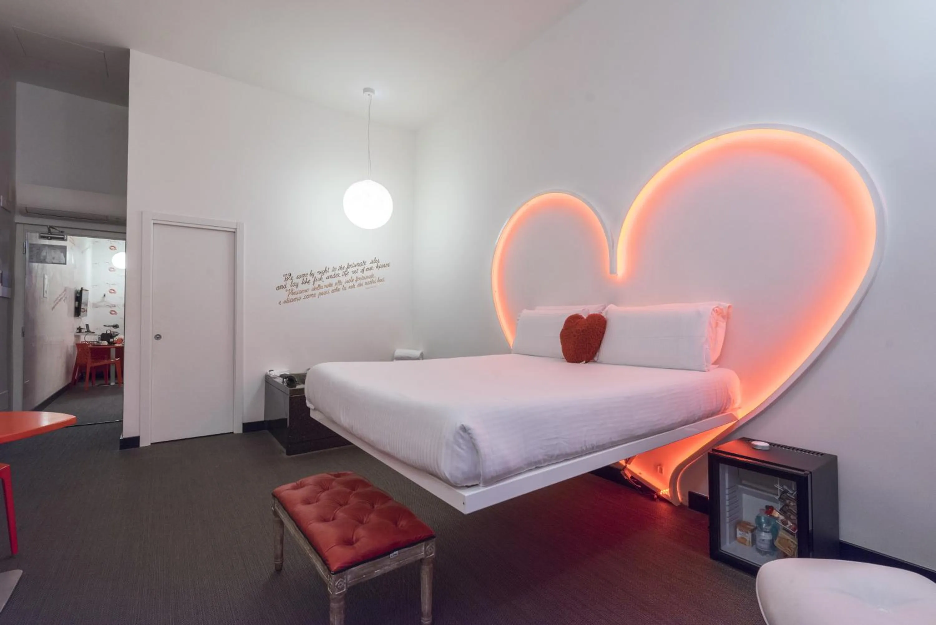 Bedroom, Bed in iRooms Campo dei Fiori