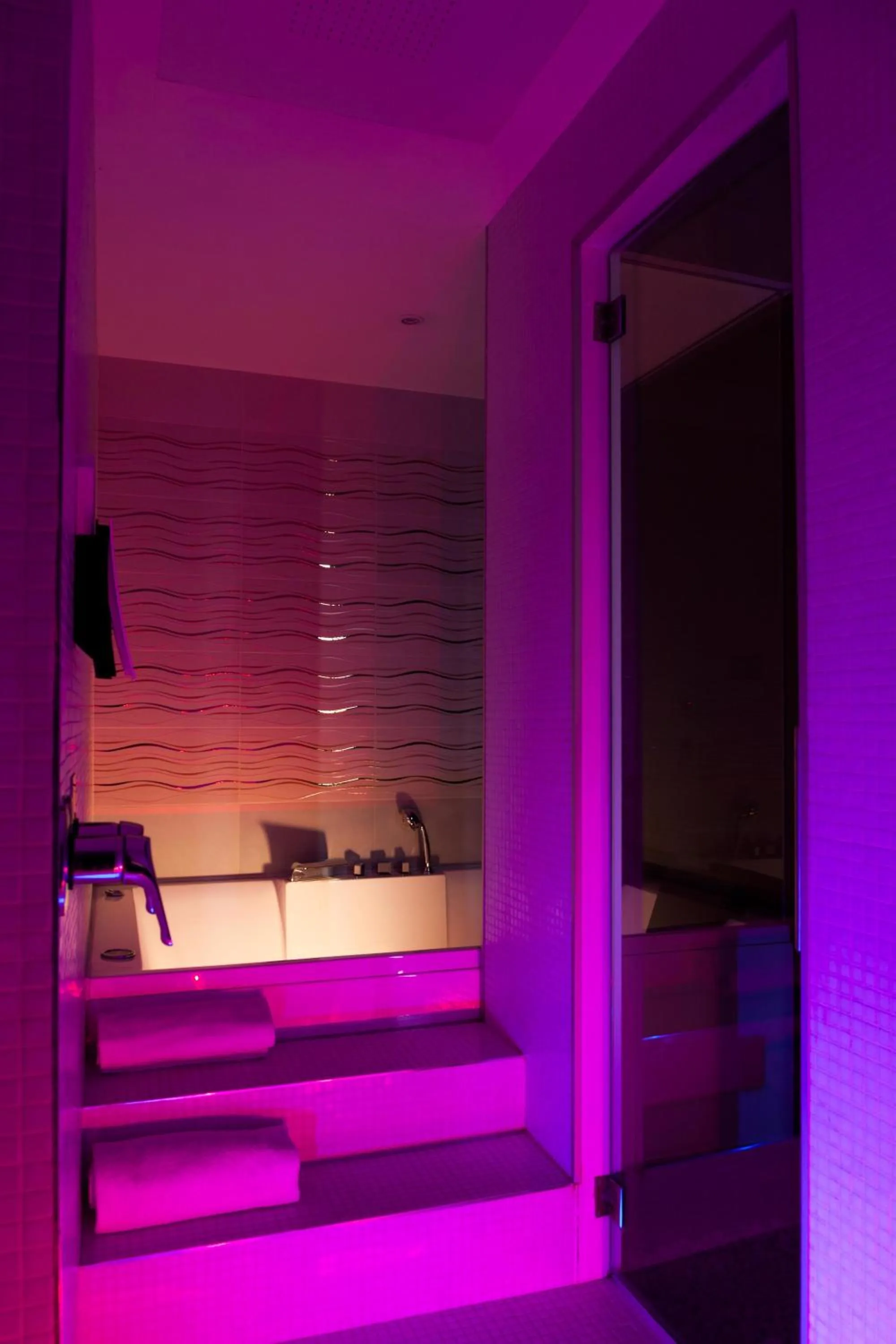 Hot Tub in iRooms Campo dei Fiori