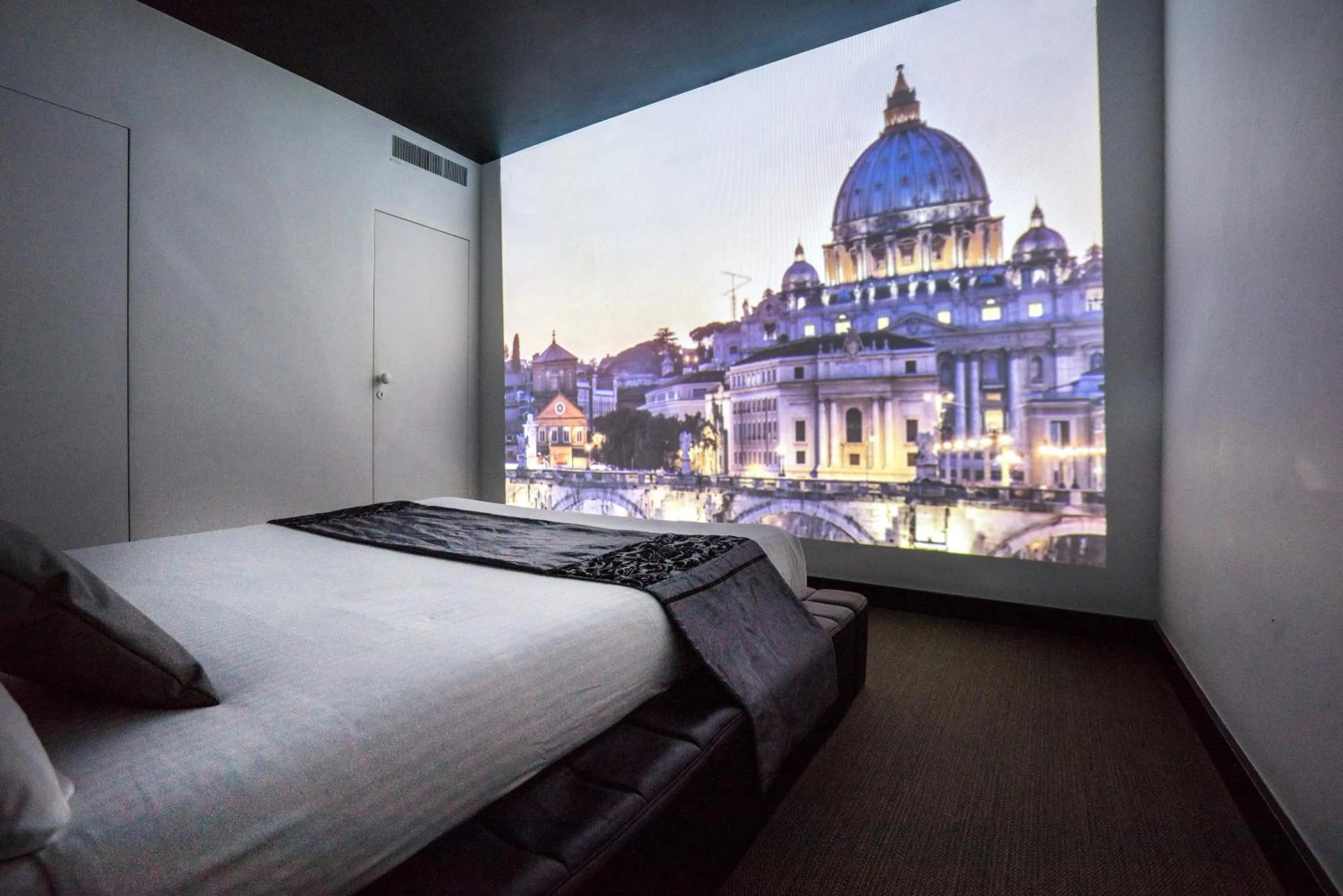 Bedroom, Bed in iRooms Campo dei Fiori