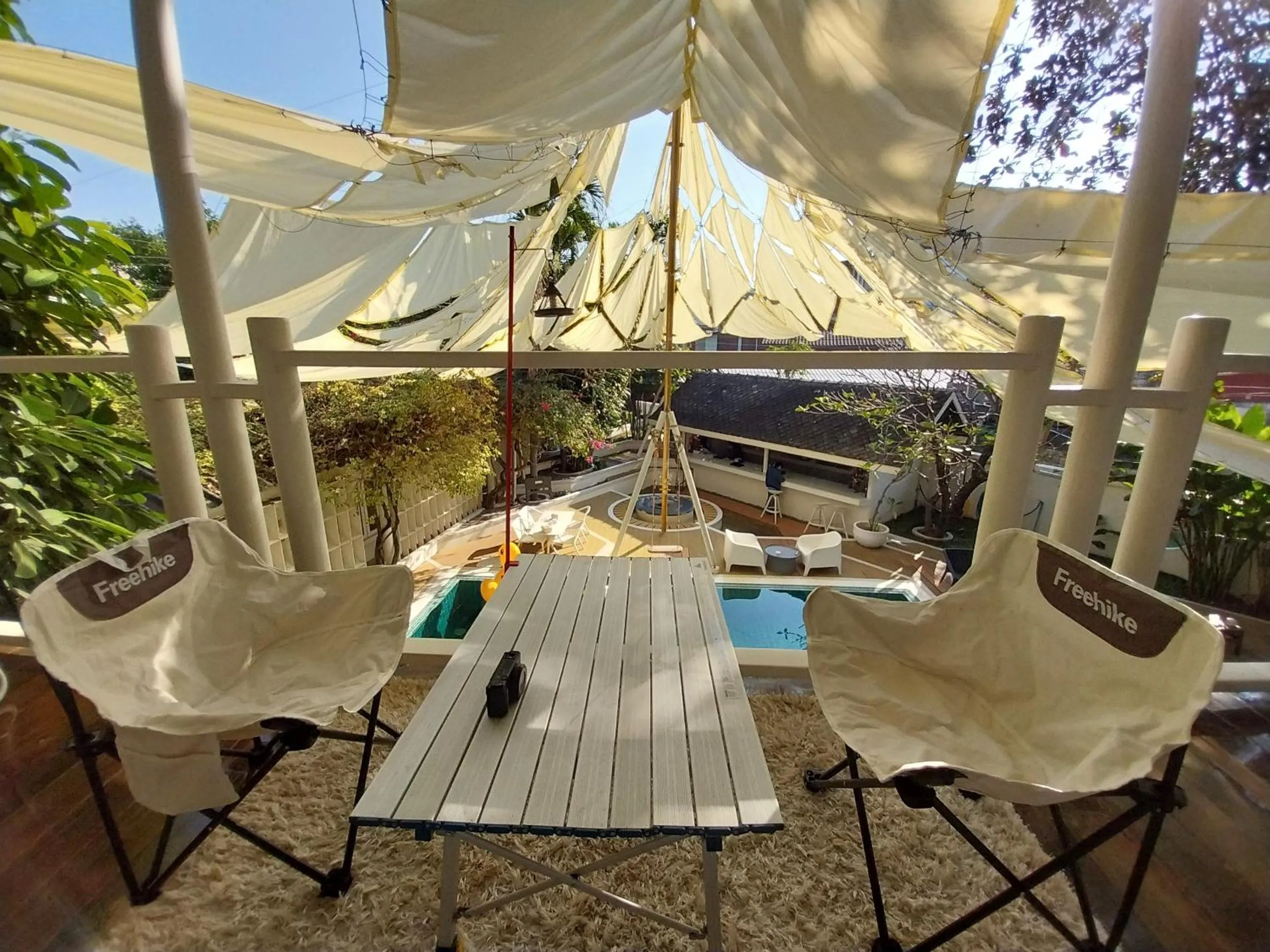 Swimming pool in To The Moon Guesthouse