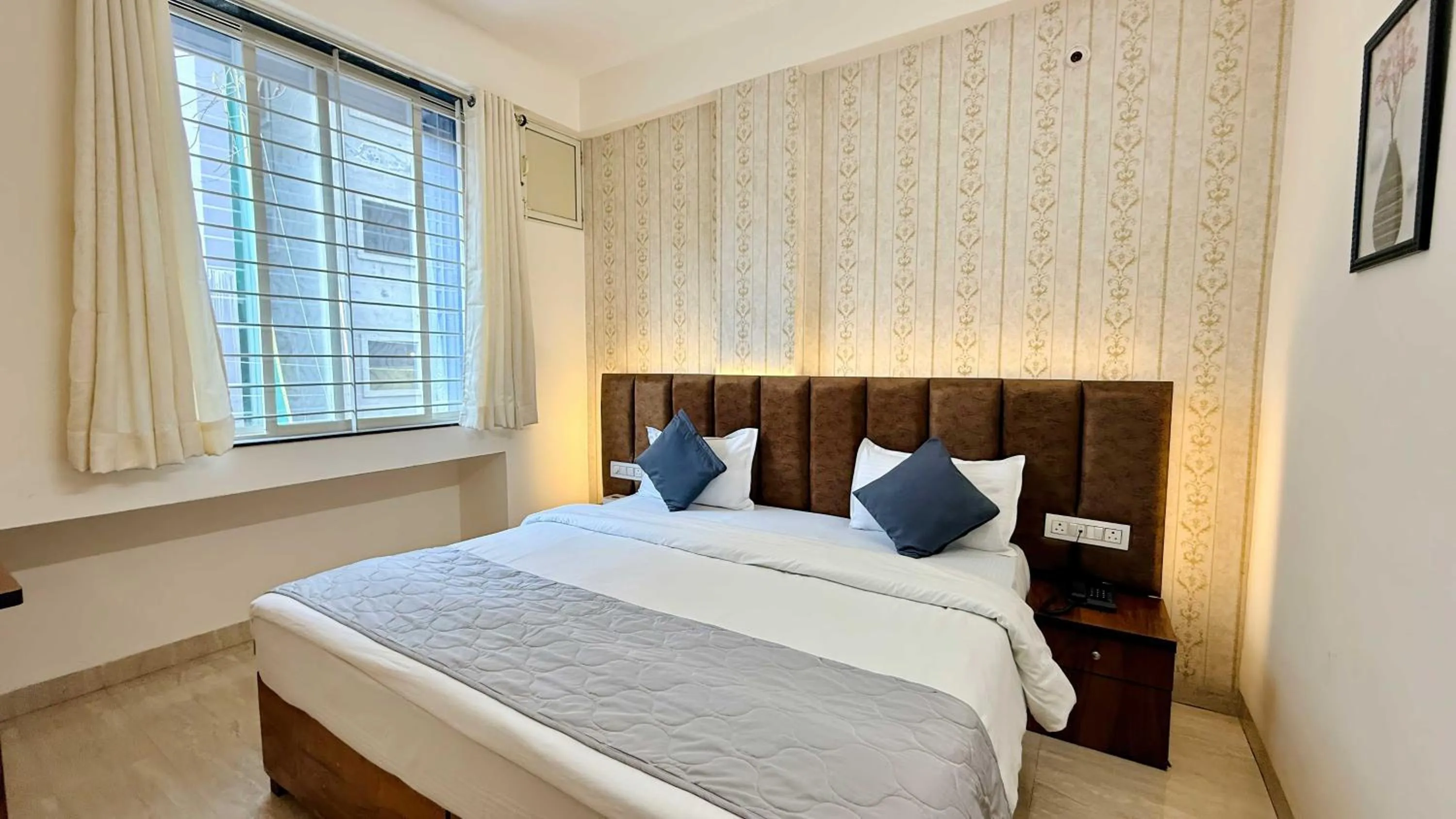 Bed in Hotel Regency