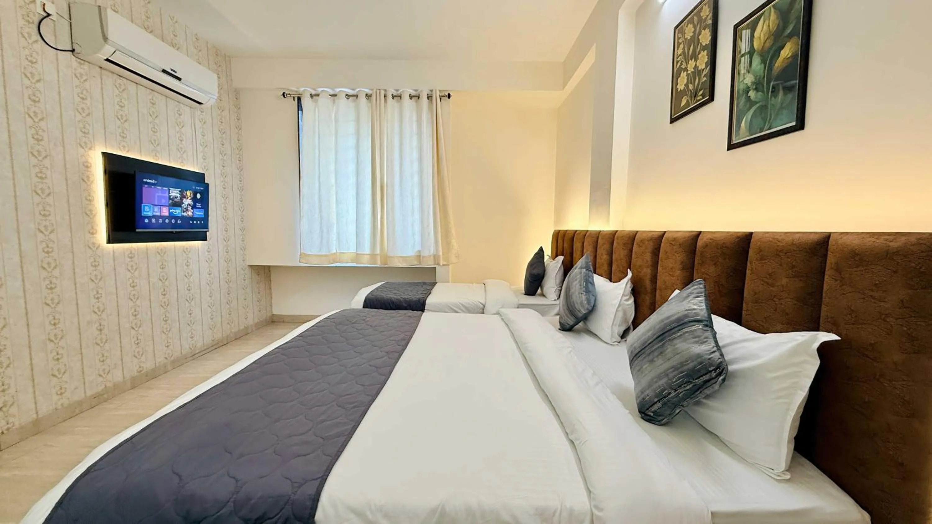 Bed in Hotel Regency