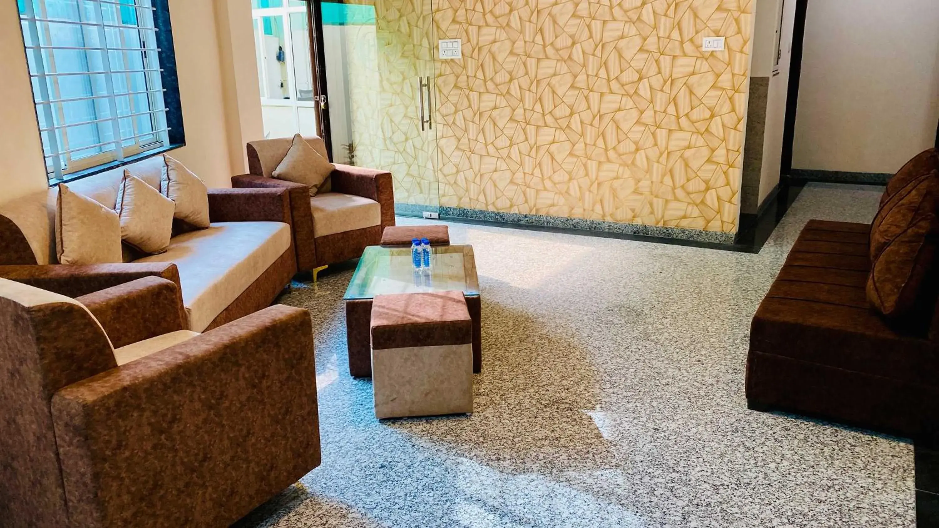 Living room in Hotel Regency Living room in Hotel Regency