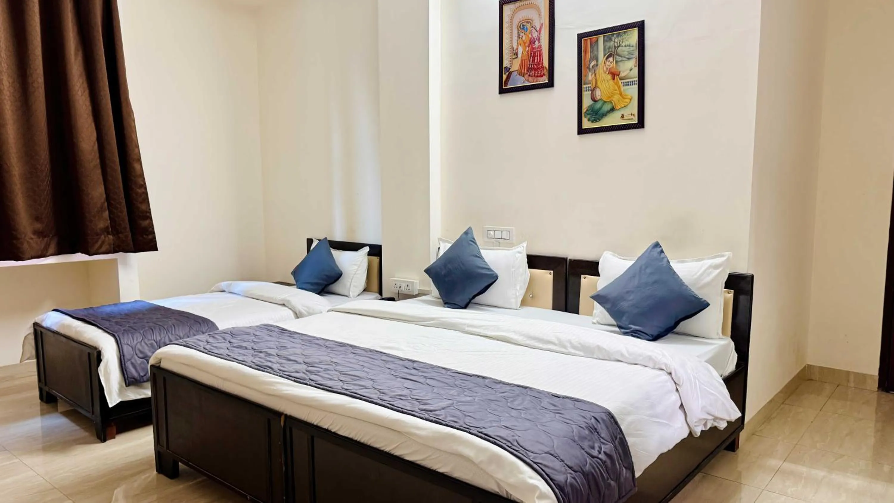 Bed in Hotel Regency