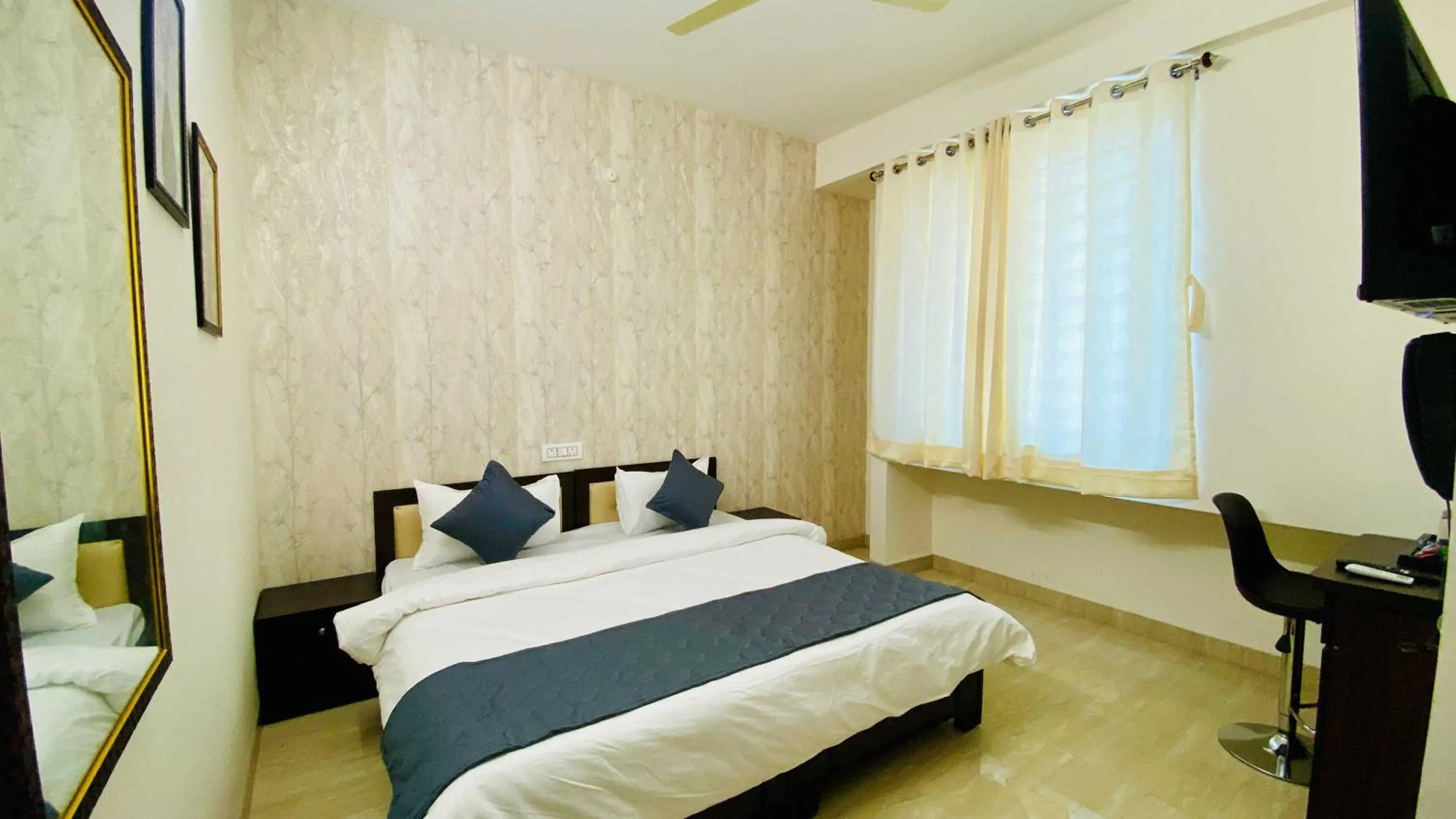 Bed in Hotel Regency