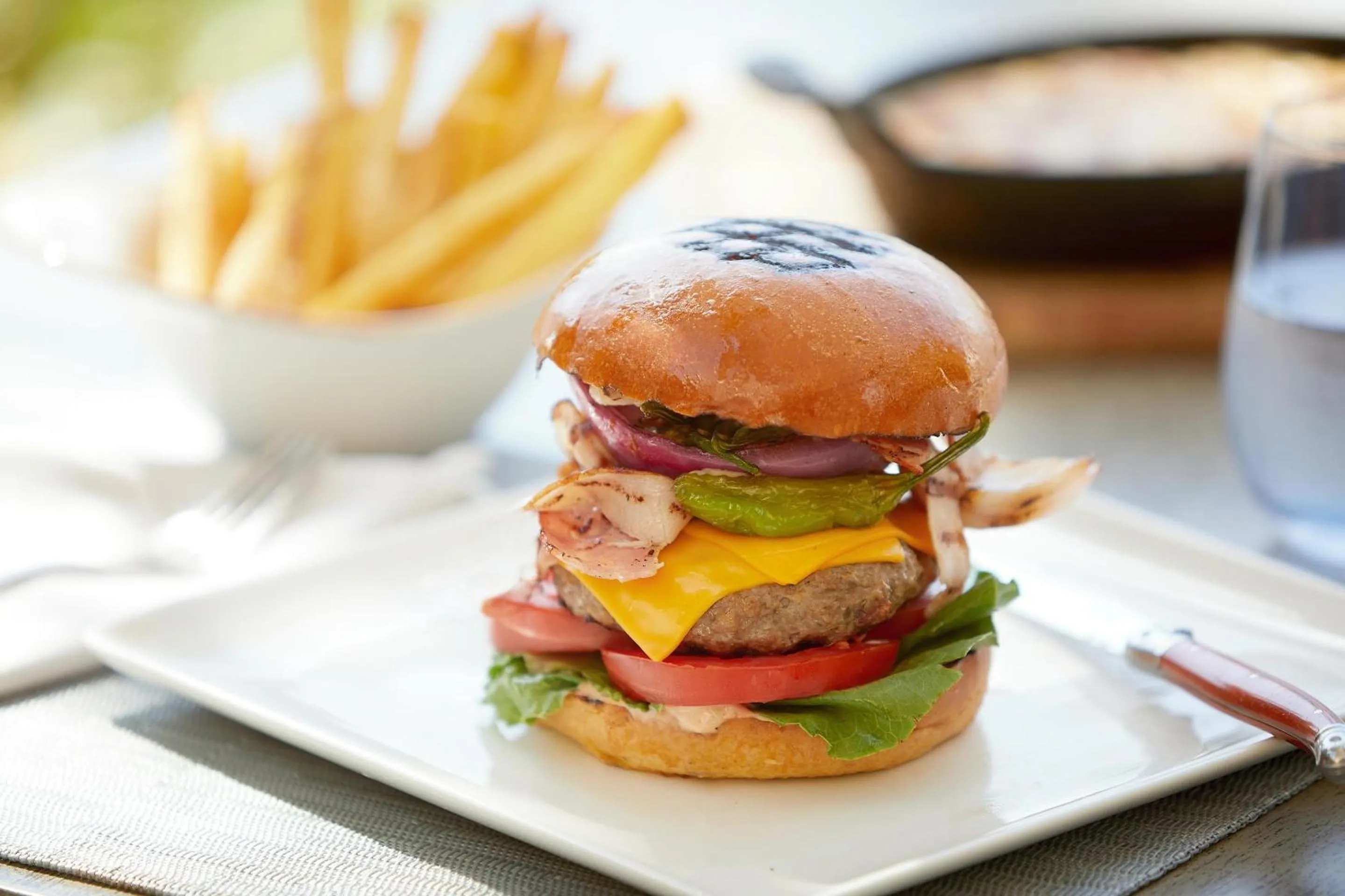 Restaurant/places to eat in Sani Beach