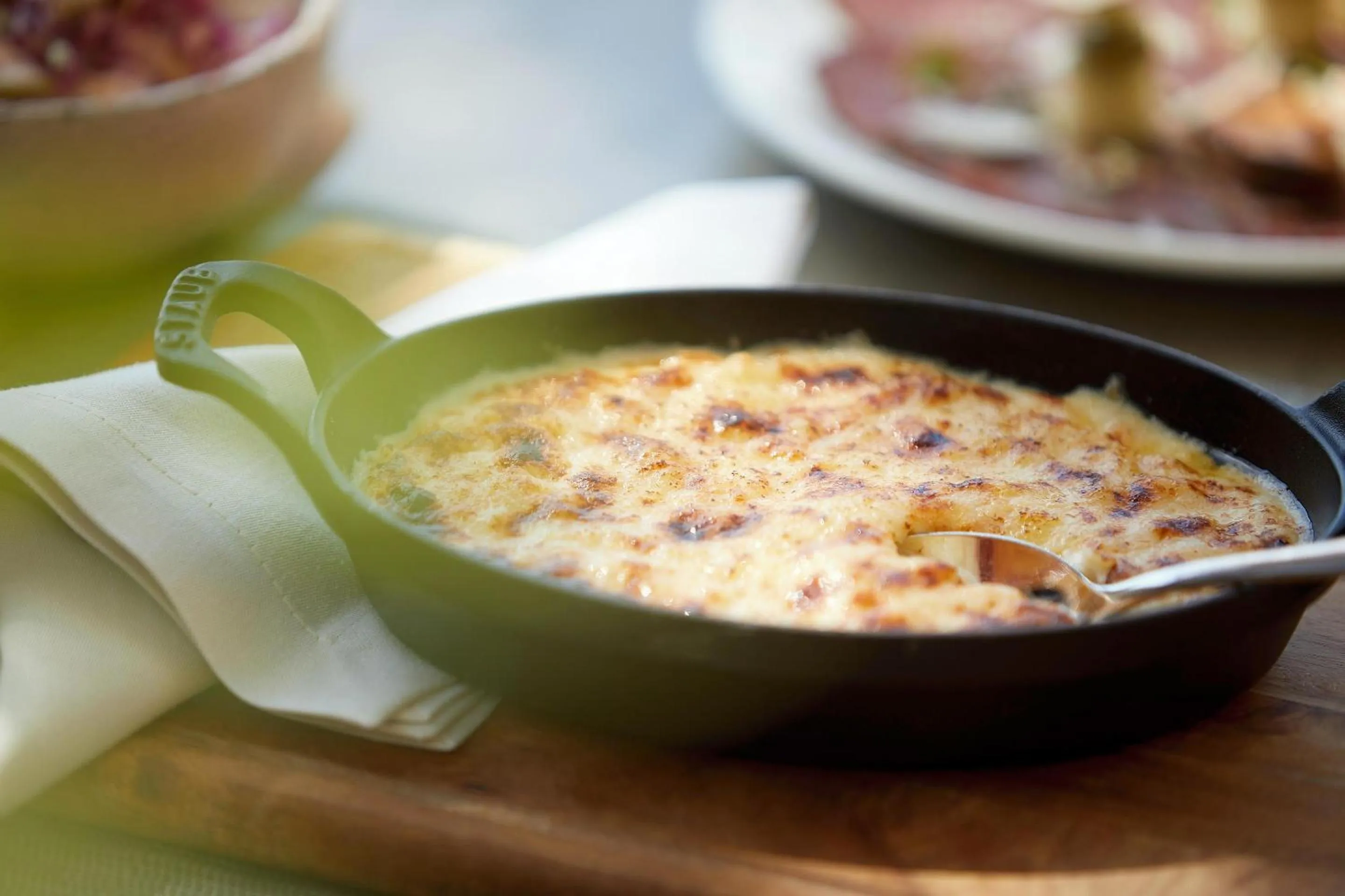 Restaurant/places to eat in Sani Beach