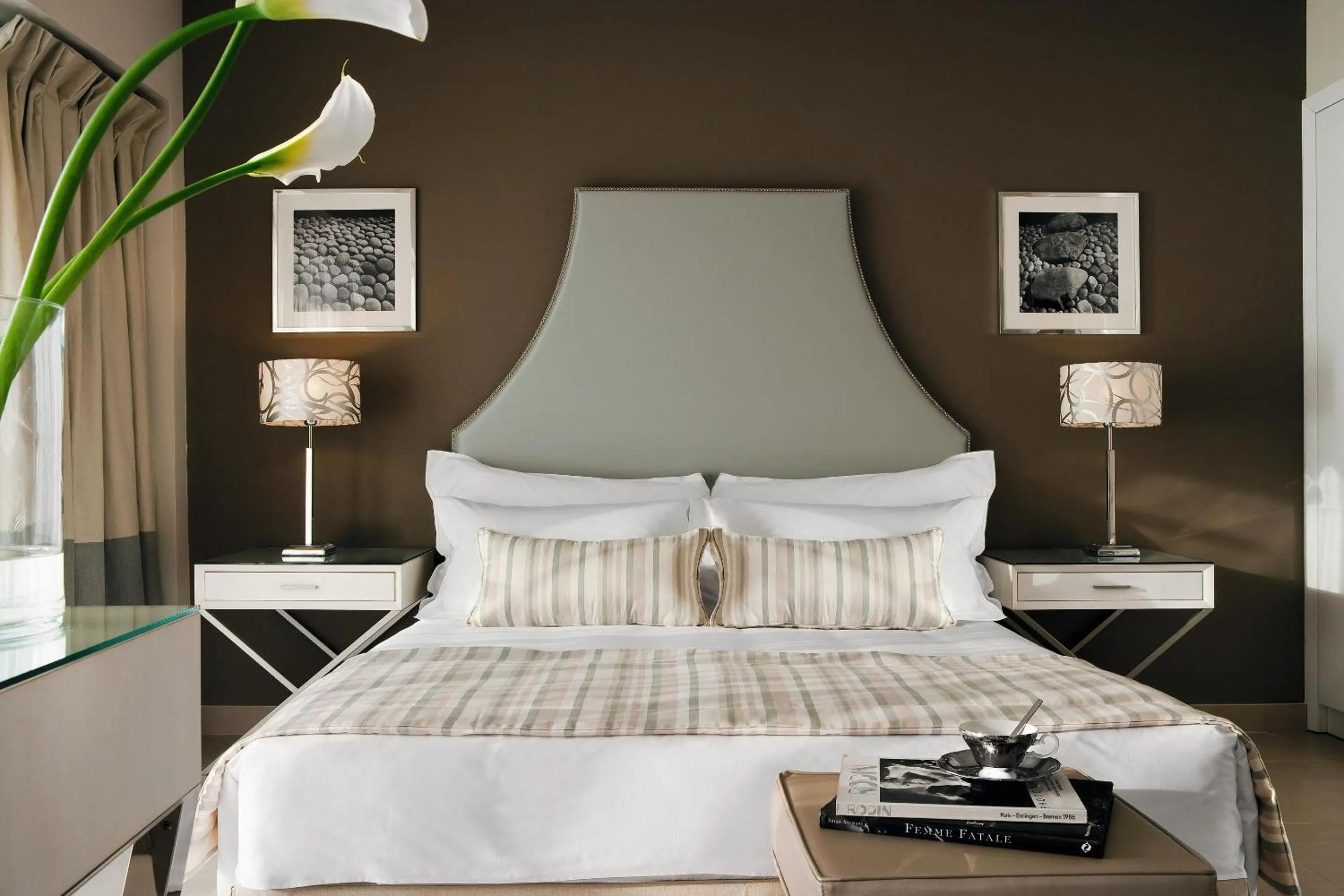 Photo of the whole room, Bed in Sani Beach