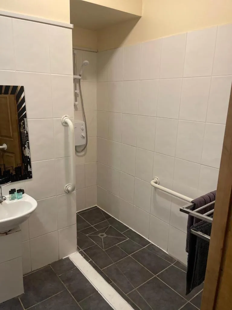 Facility for disabled guests in The Old Post Office Public House & Hotel