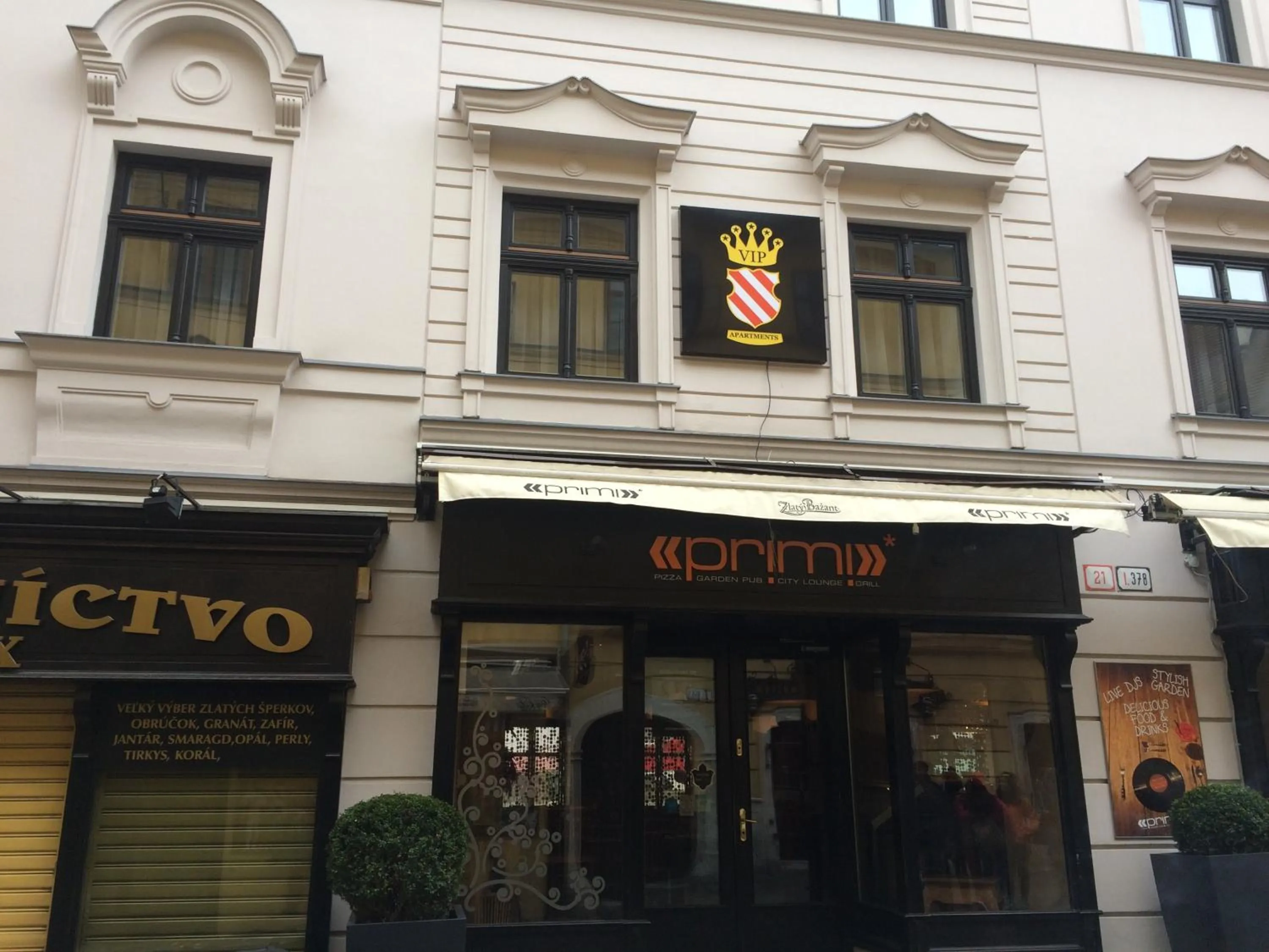 Facade/entrance in VIP Apartments