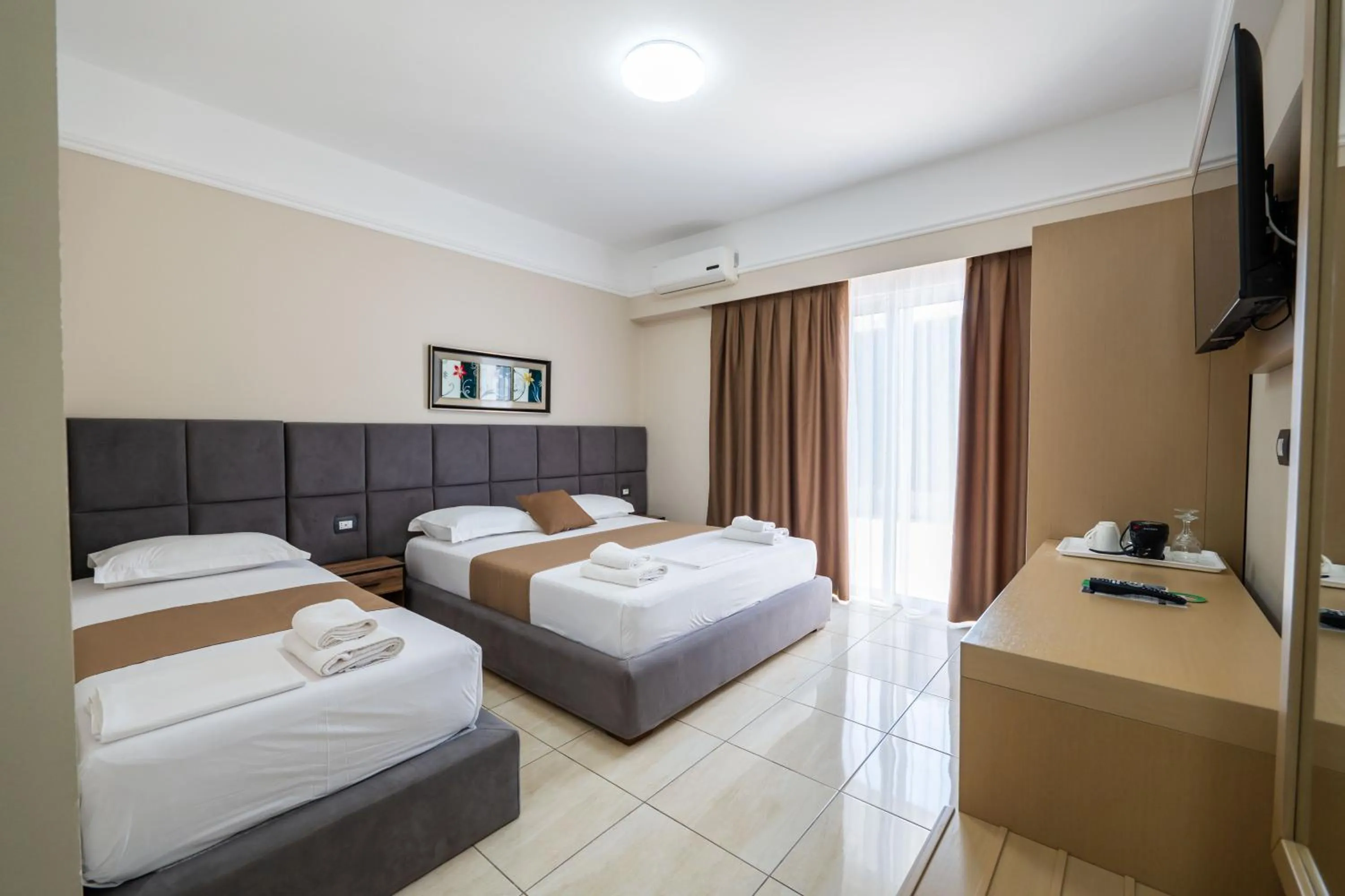 Bed in Heksamil Hotel