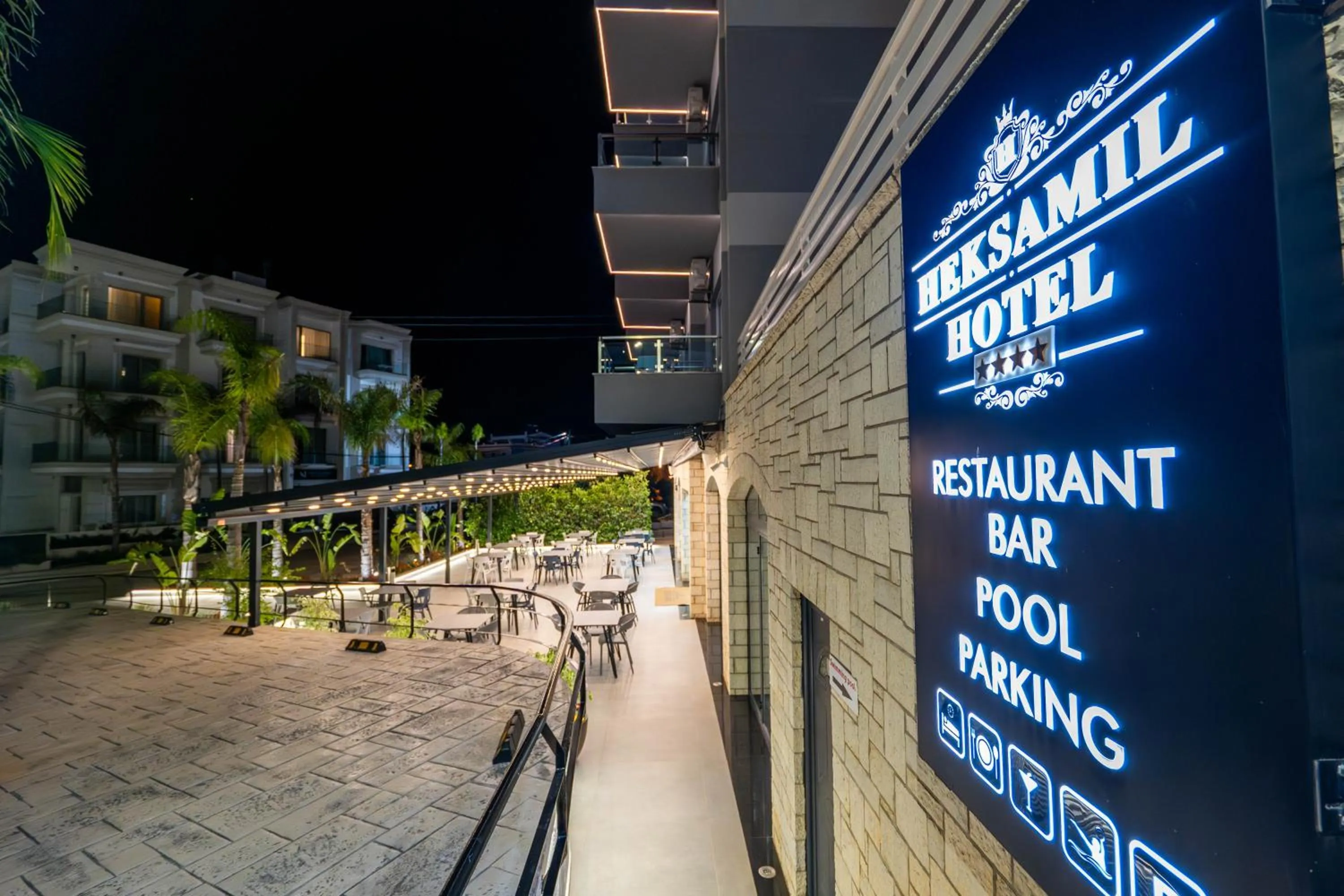 Property building in Heksamil Hotel