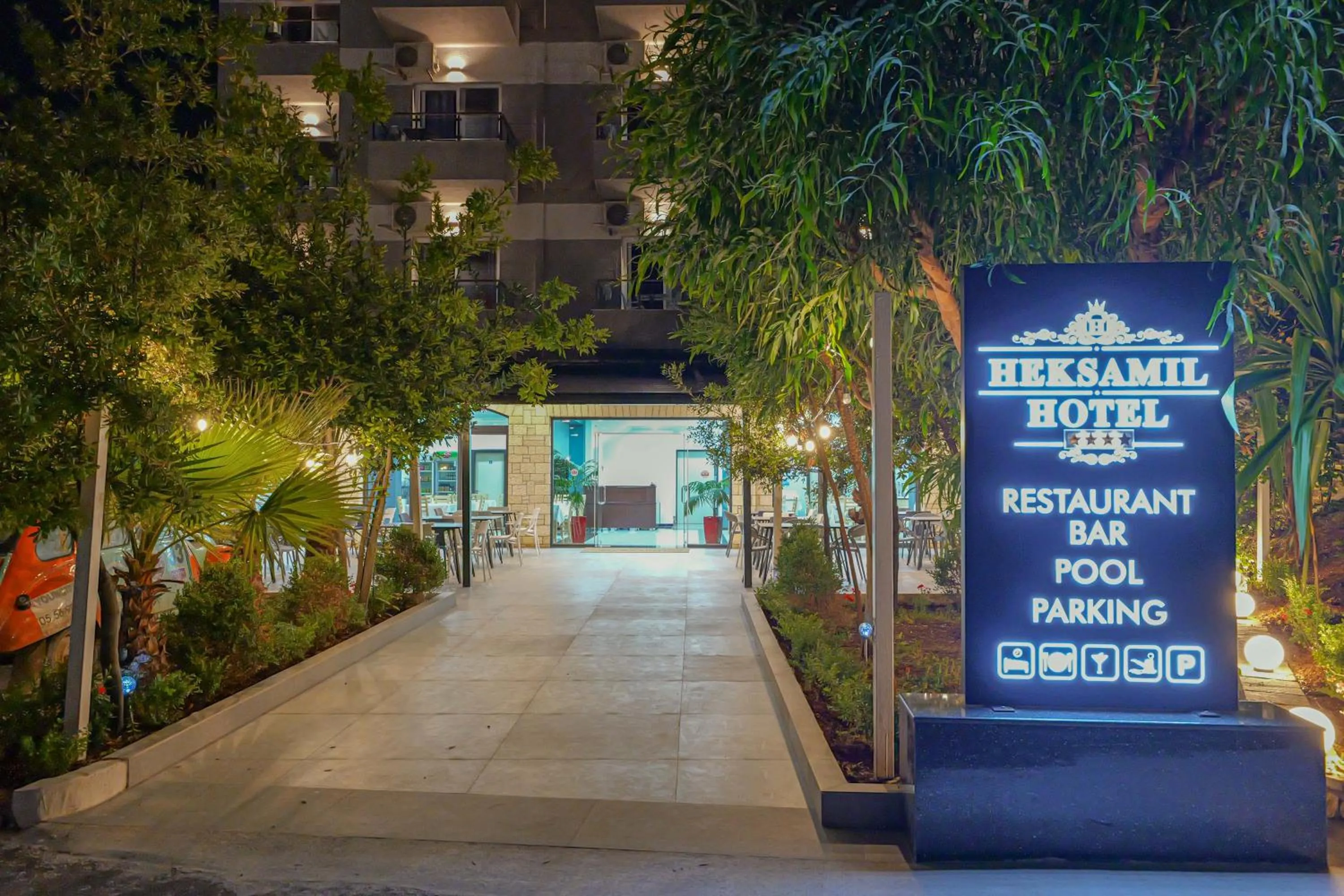 Night in Heksamil Hotel