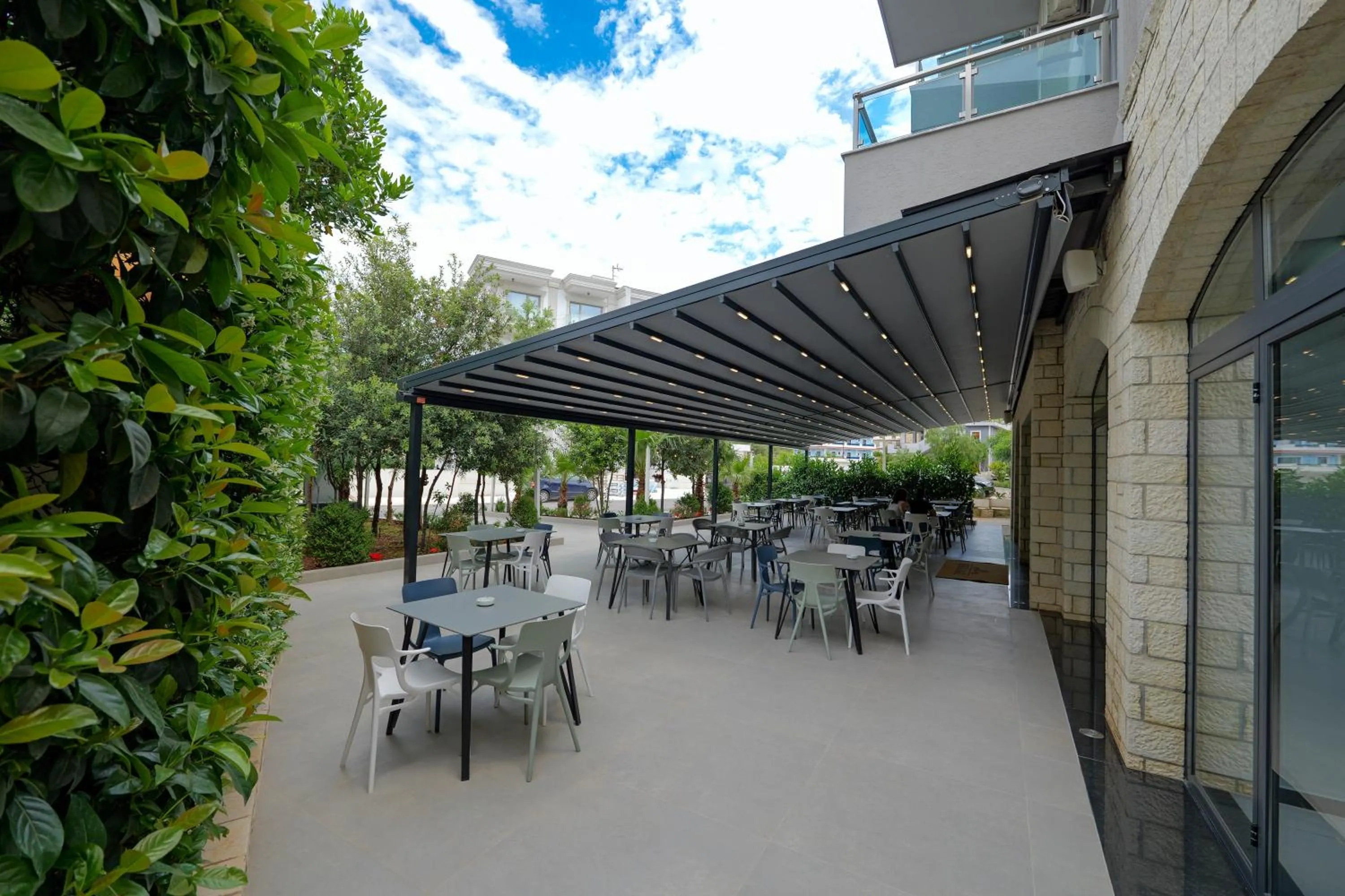 Property building in Heksamil Hotel