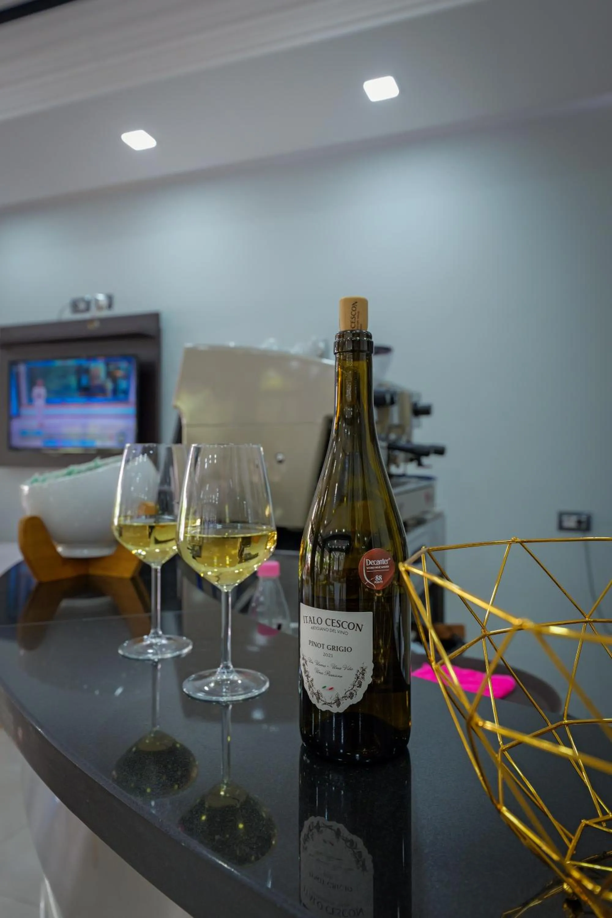 Food and drinks in Heksamil Hotel