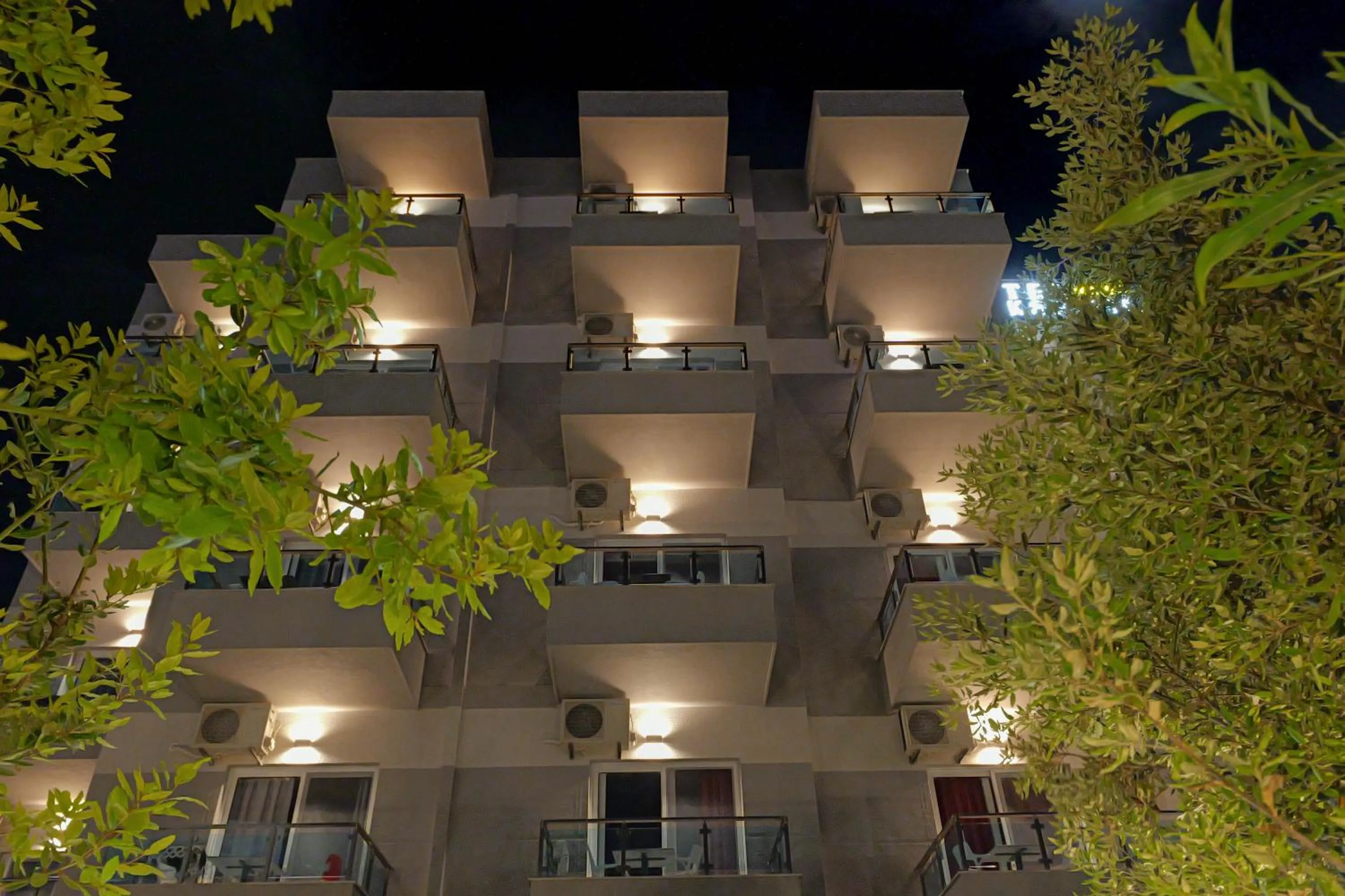 Property building in Heksamil Hotel